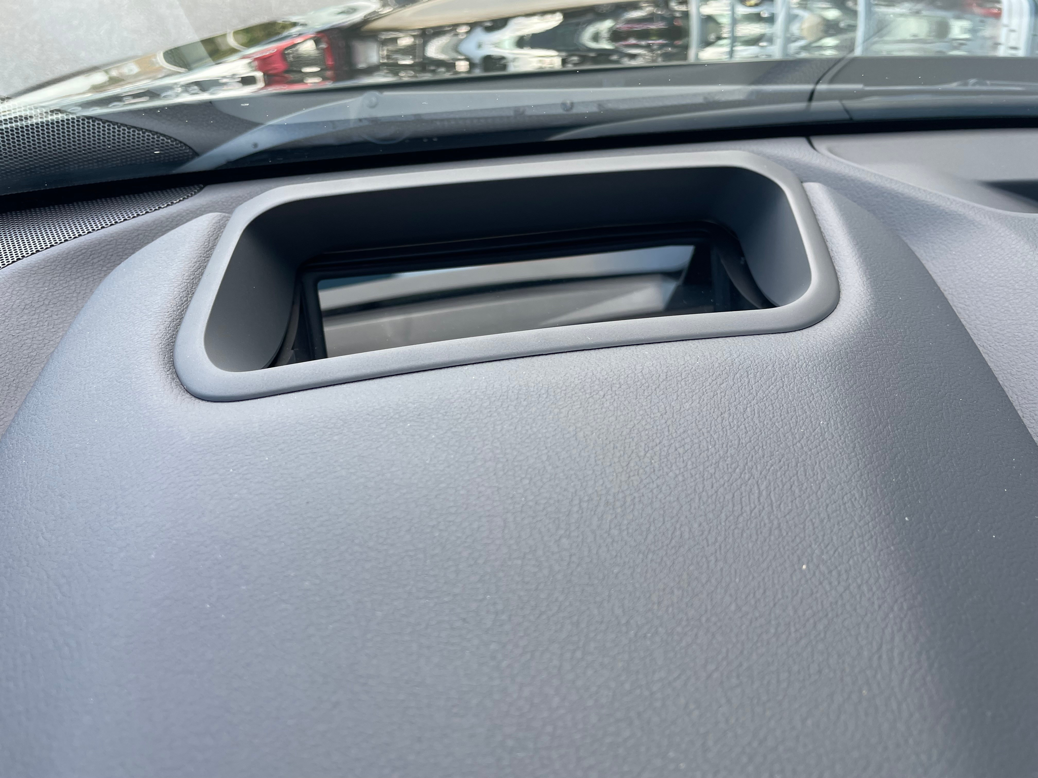 listing desktop thumbnail image 18