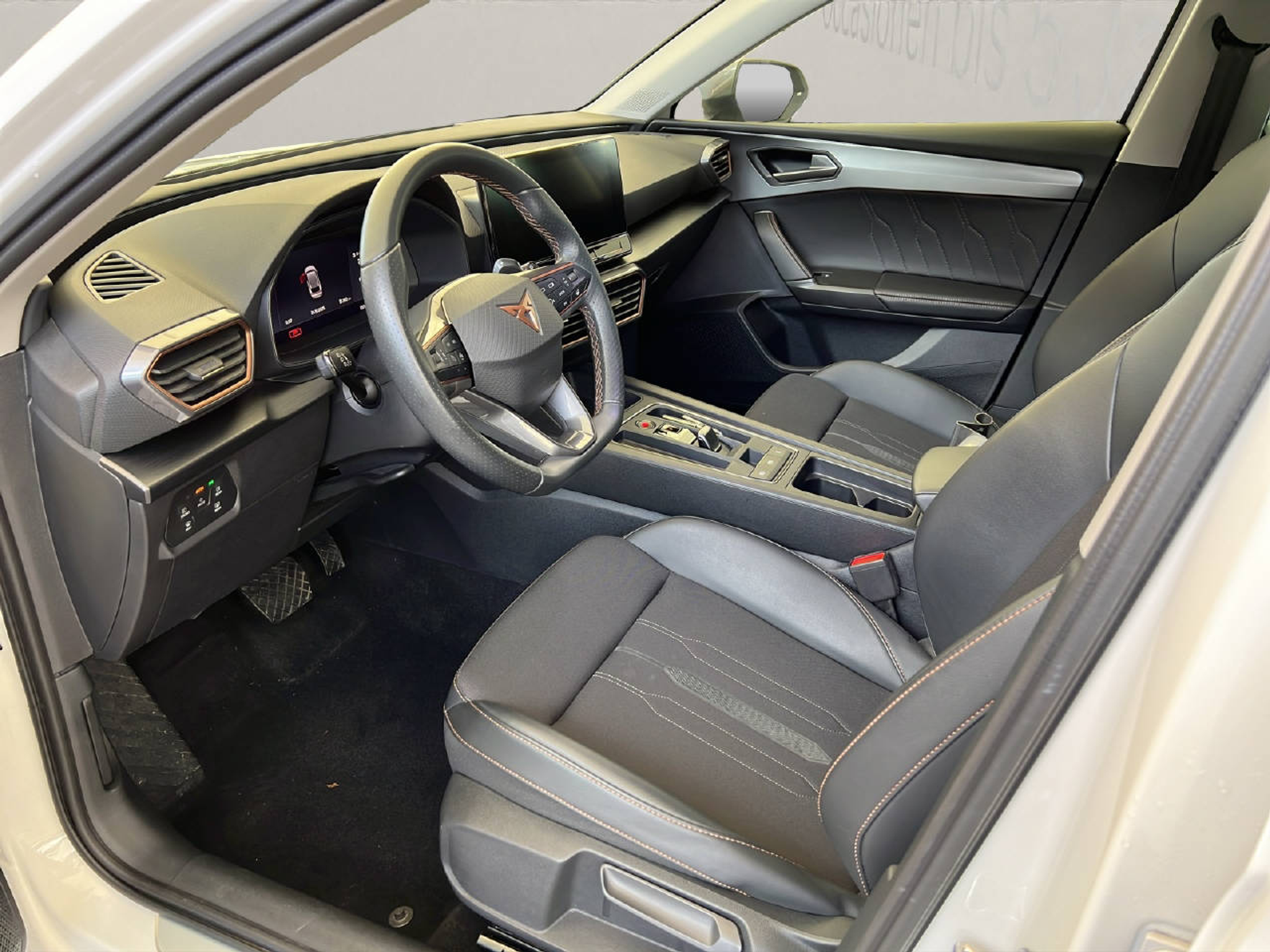 listing desktop thumbnail image 9