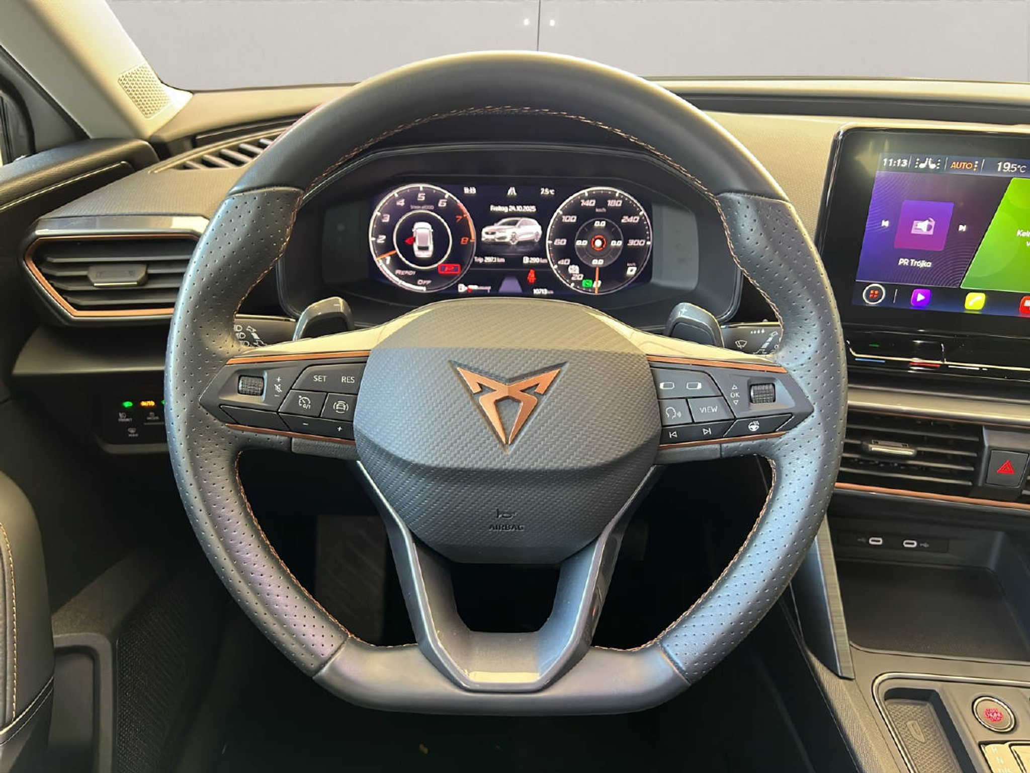 listing desktop thumbnail image 11