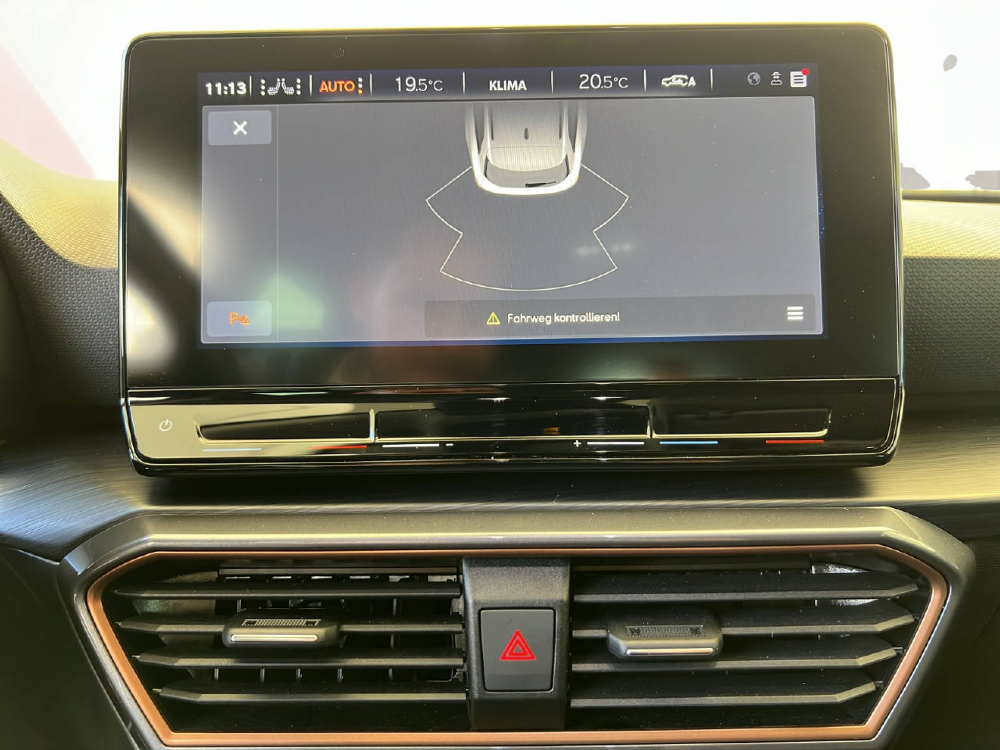 listing desktop thumbnail image 14