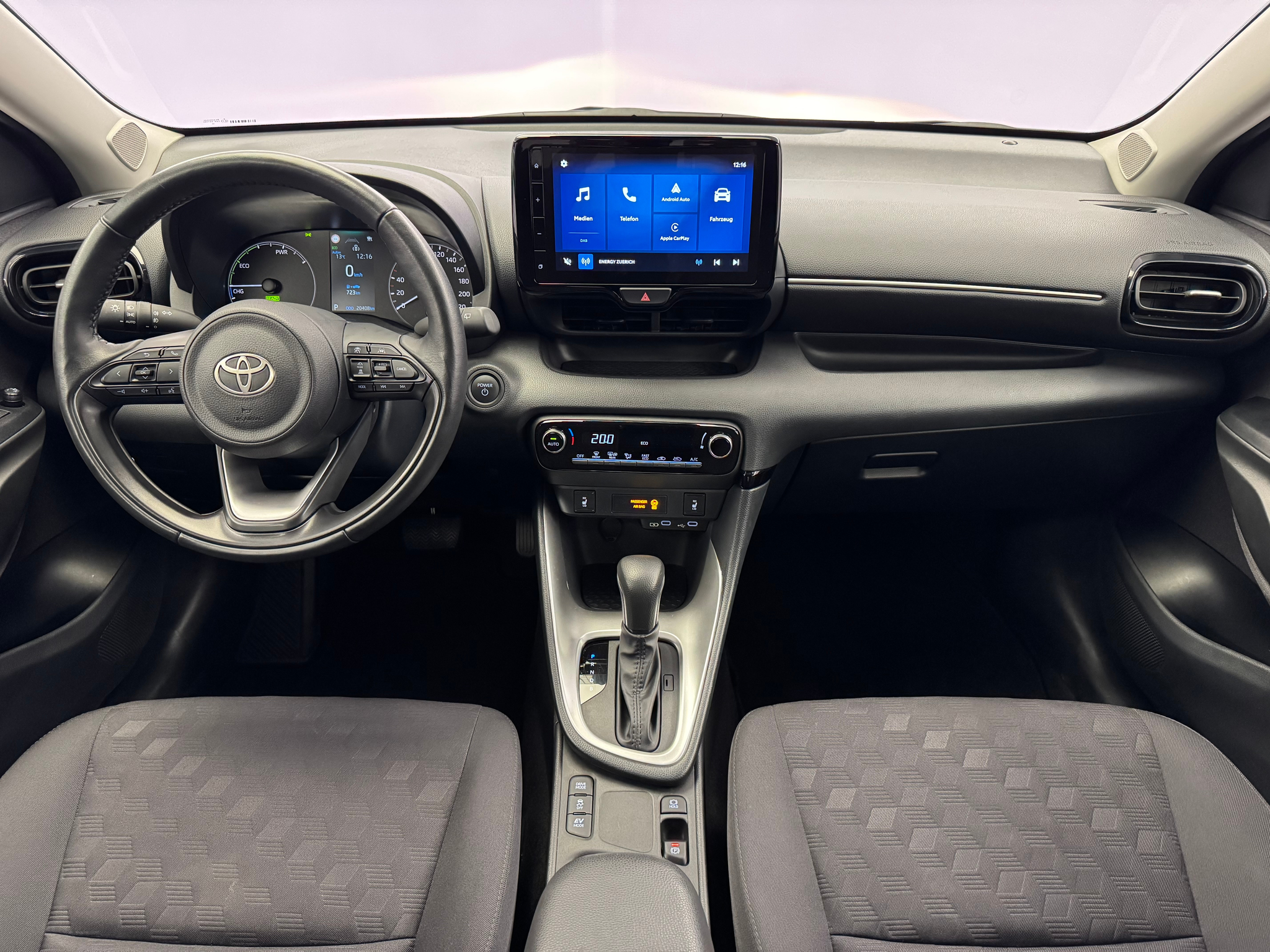 listing desktop thumbnail image 5