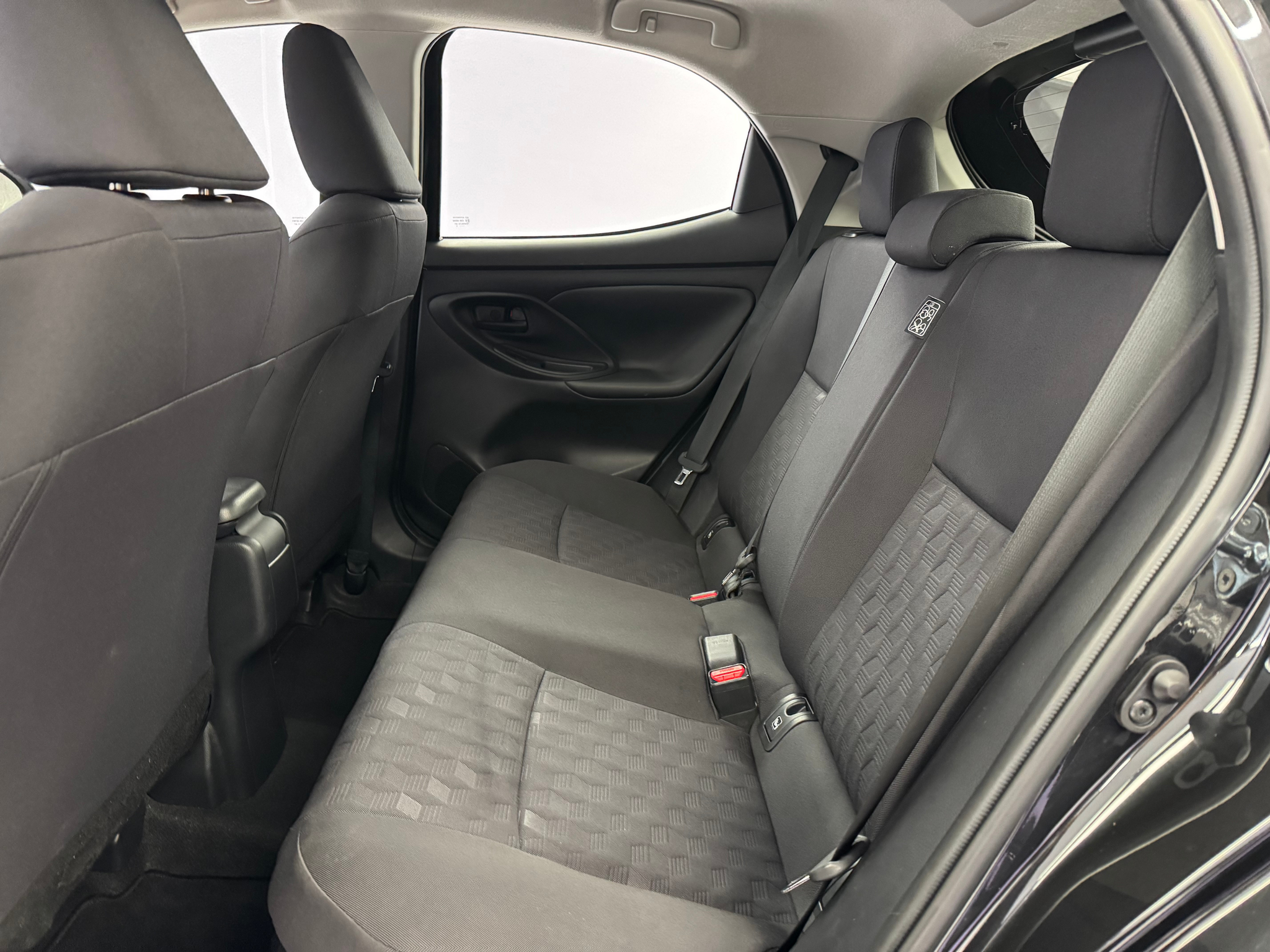 listing desktop thumbnail image 9