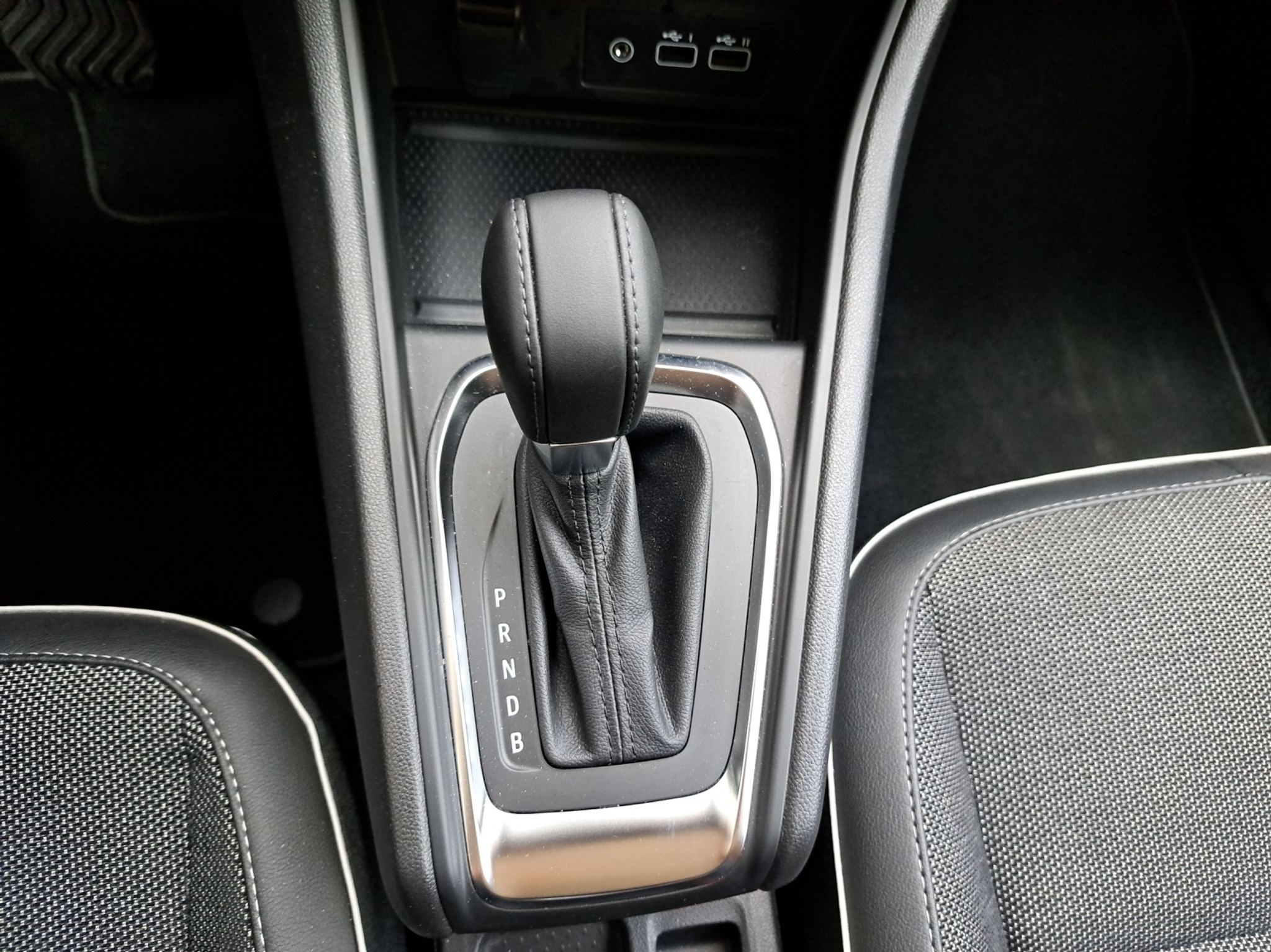 listing desktop thumbnail image 11