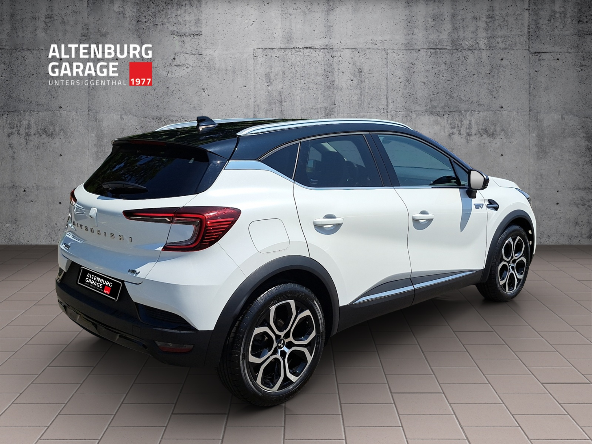 listing desktop thumbnail image 4