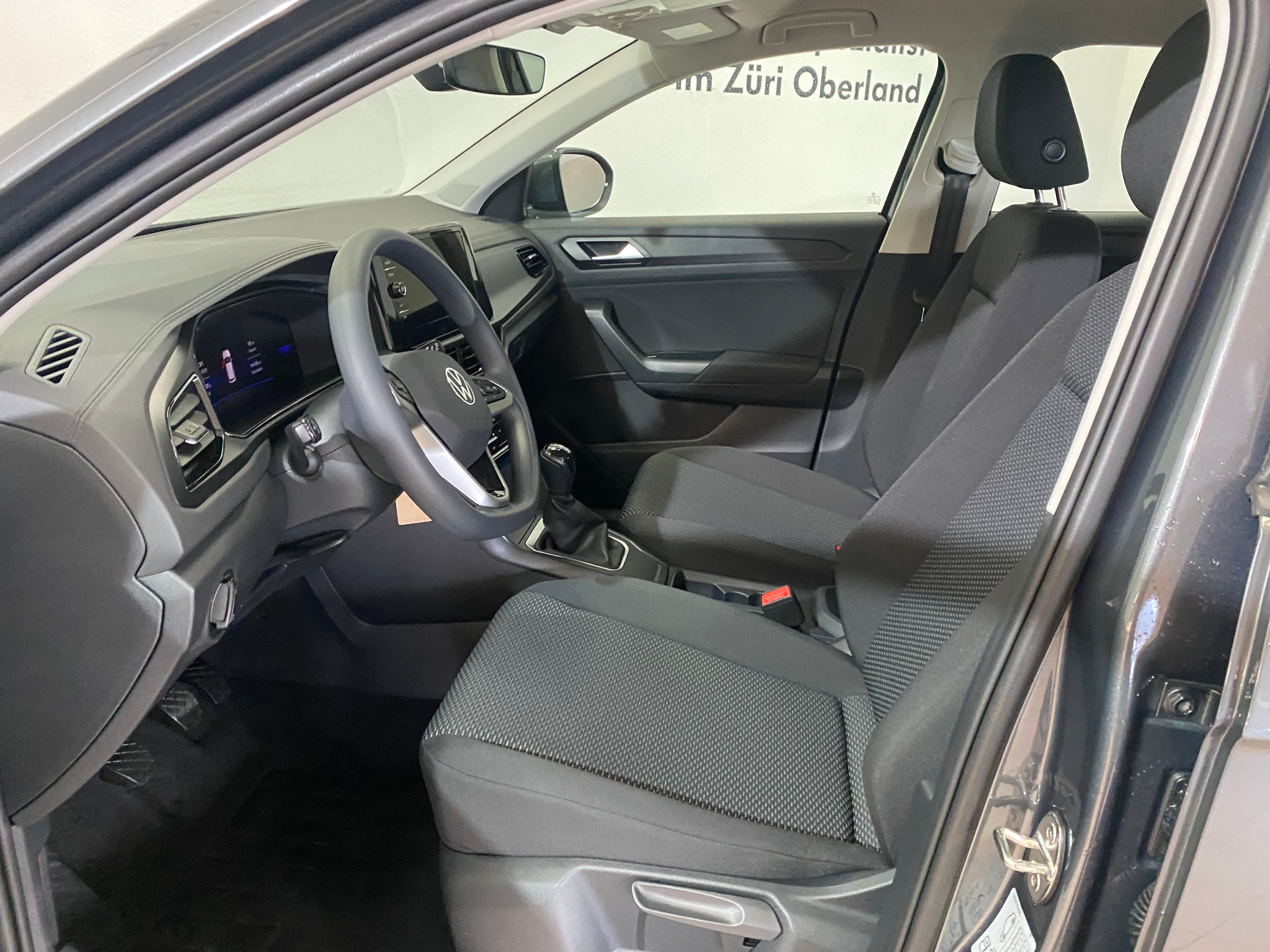 listing desktop thumbnail image 7