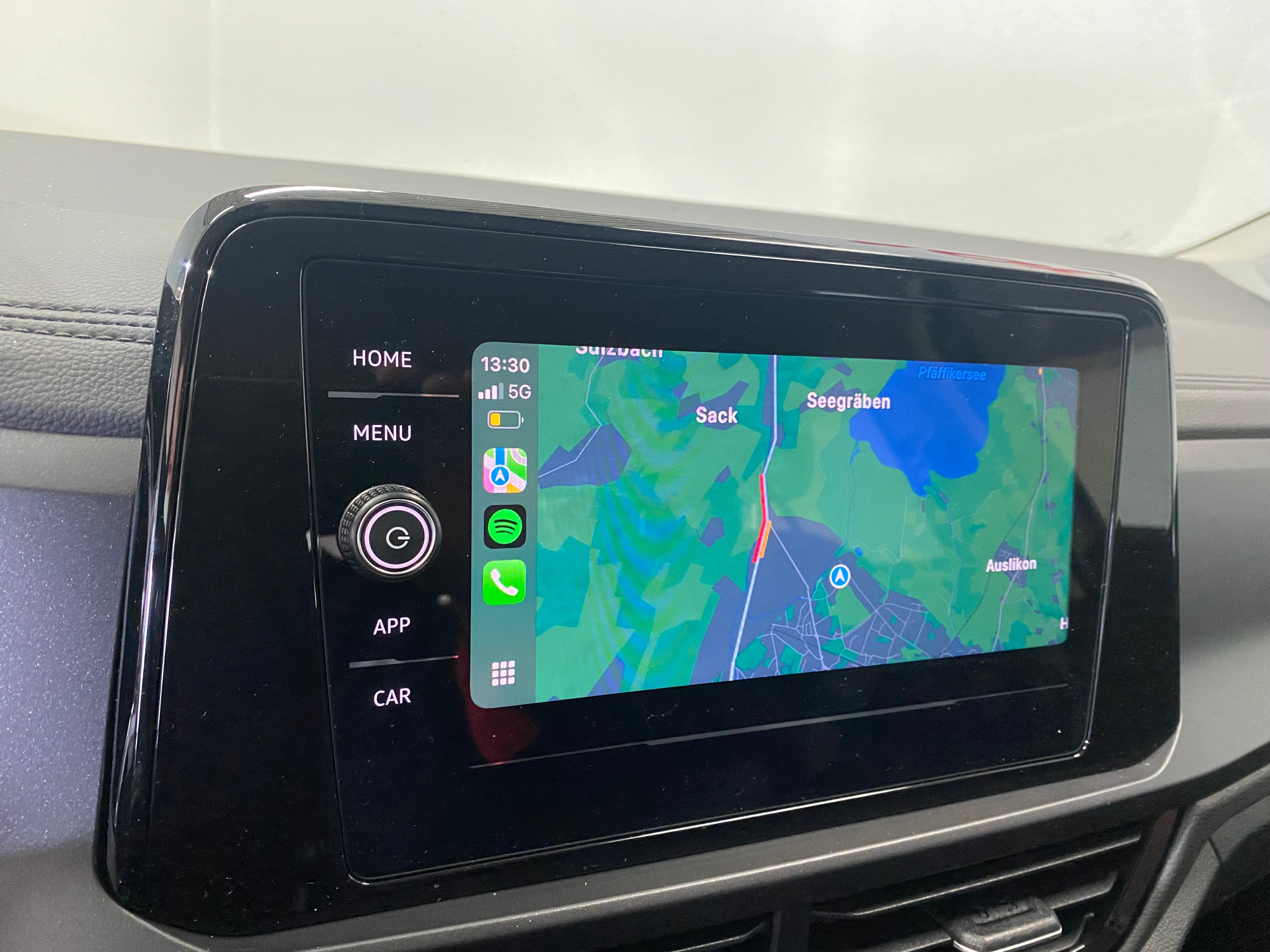 listing desktop thumbnail image 12