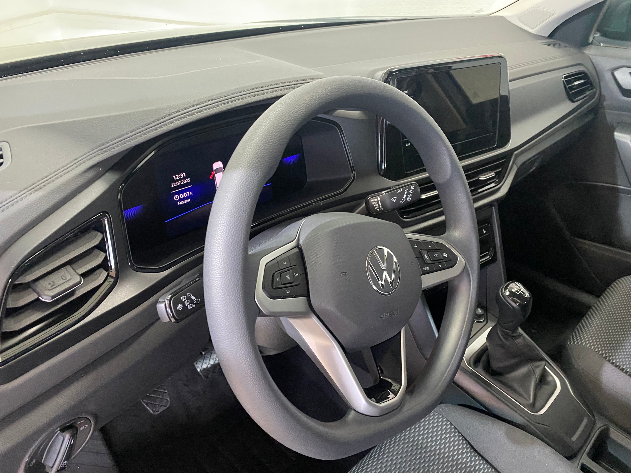 listing desktop thumbnail image 5