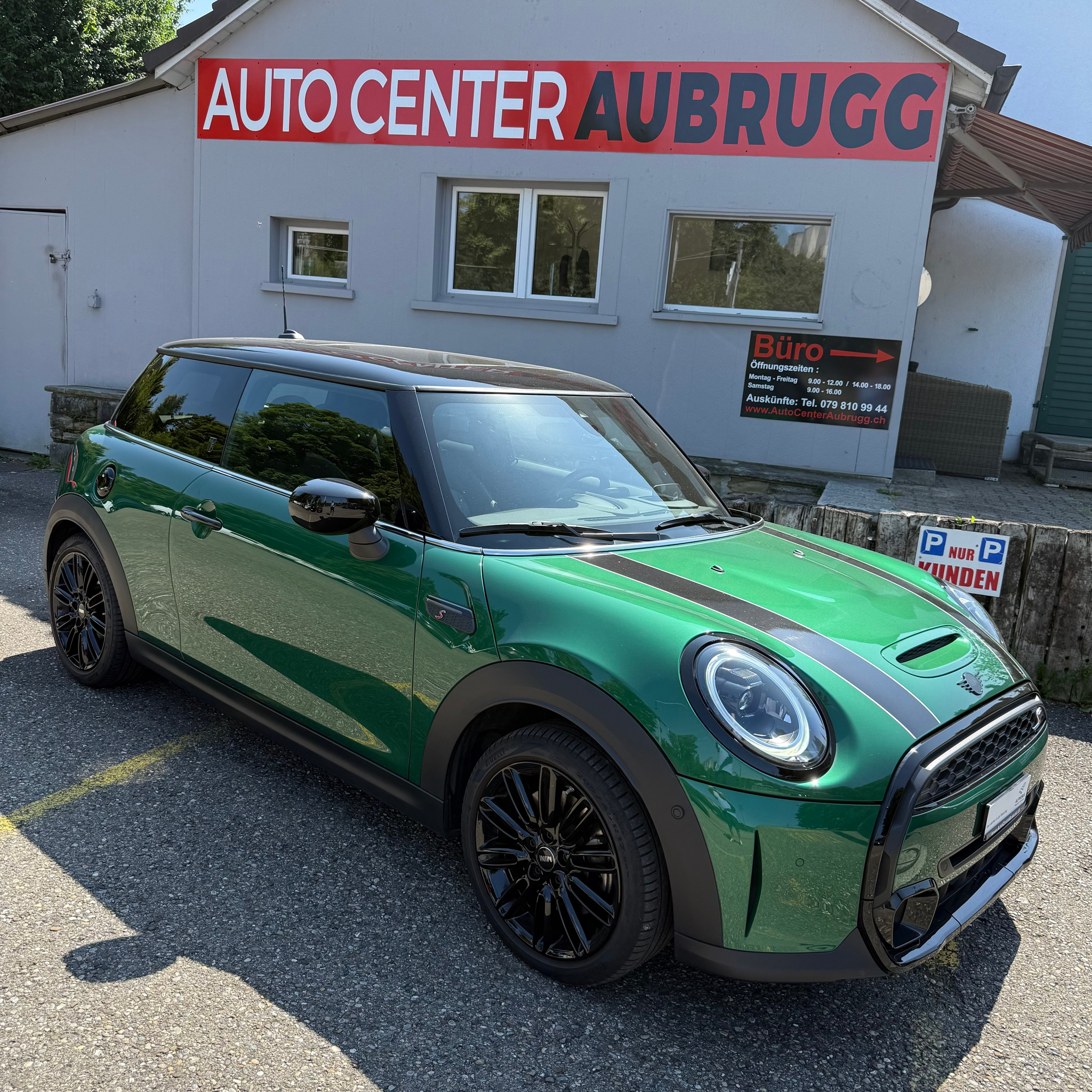 listing desktop thumbnail image 3