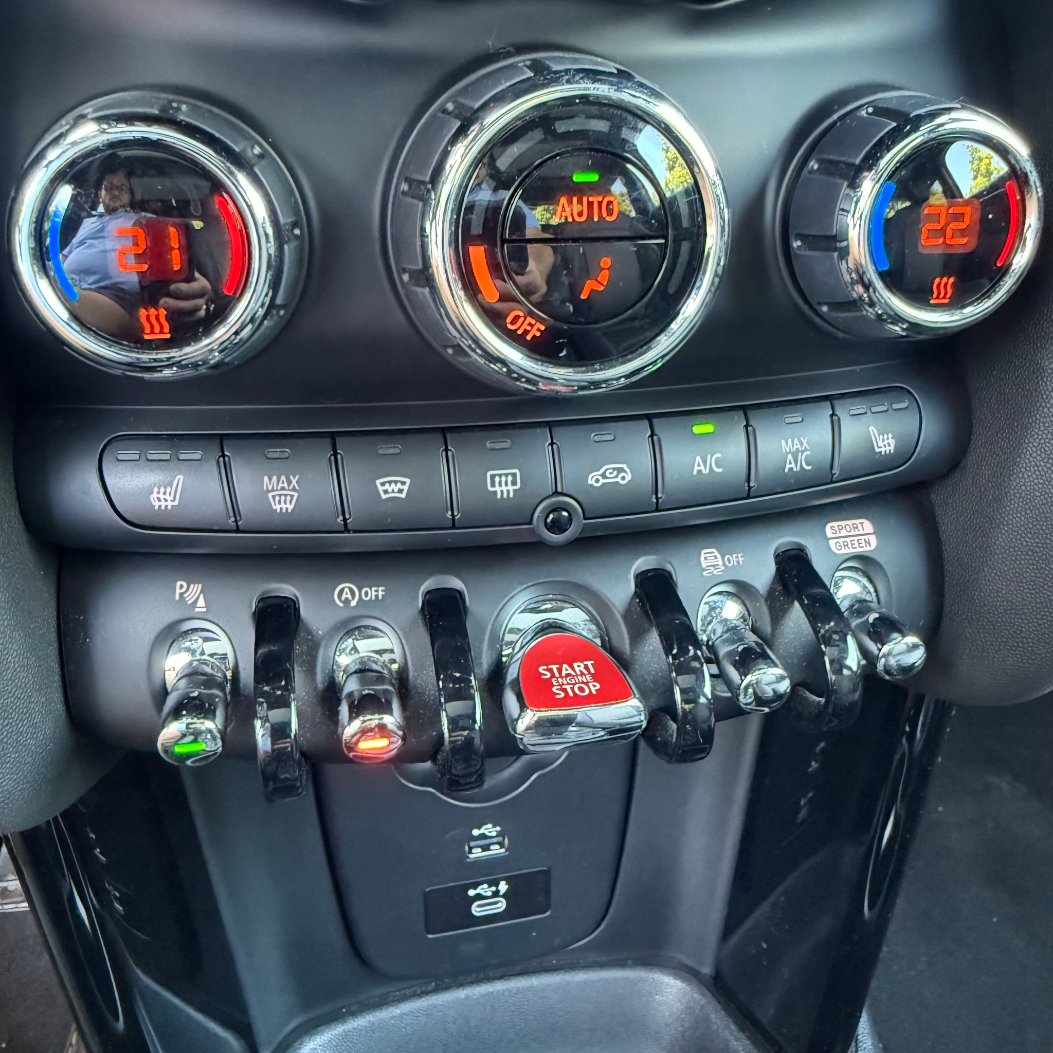 listing desktop thumbnail image 11