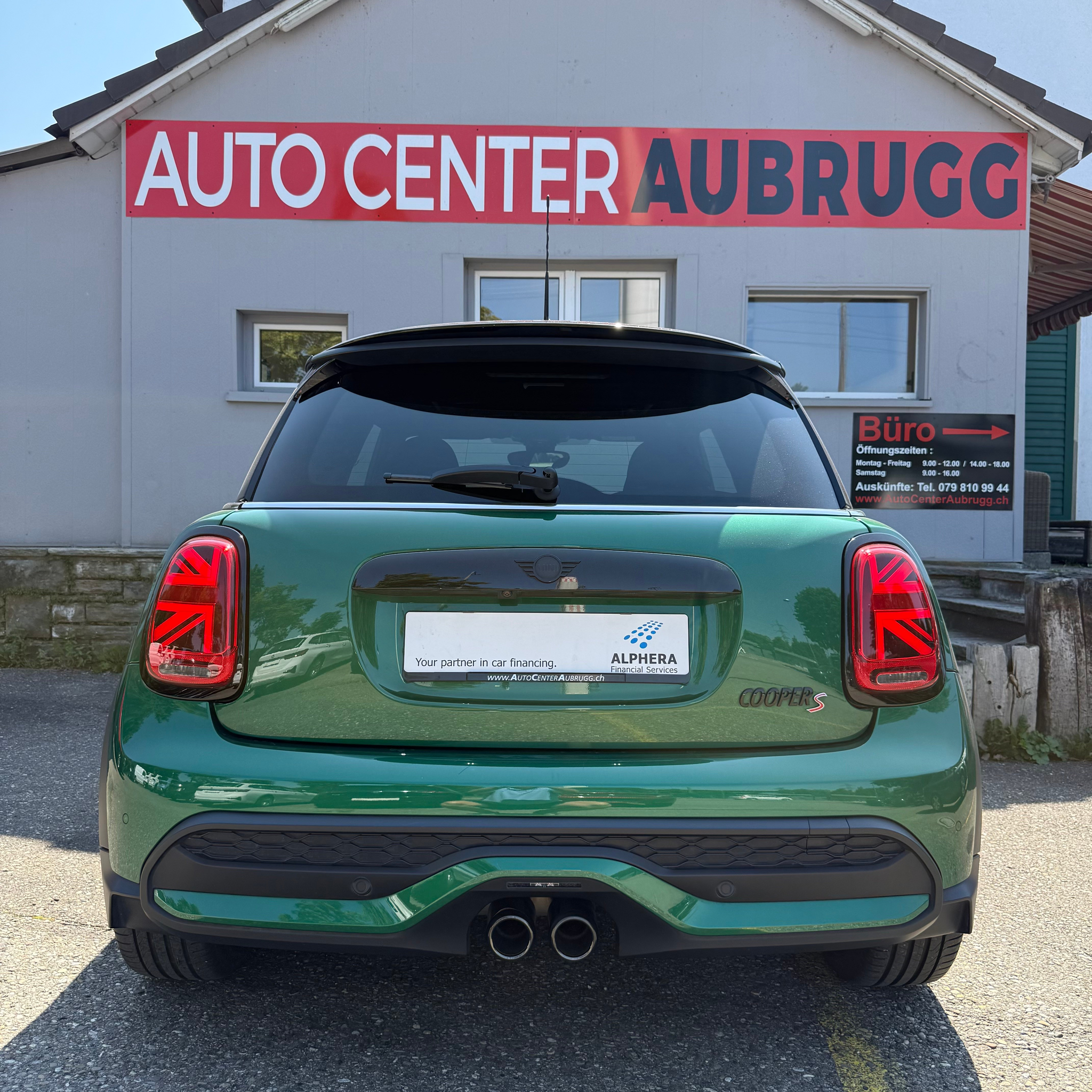 listing desktop thumbnail image 7