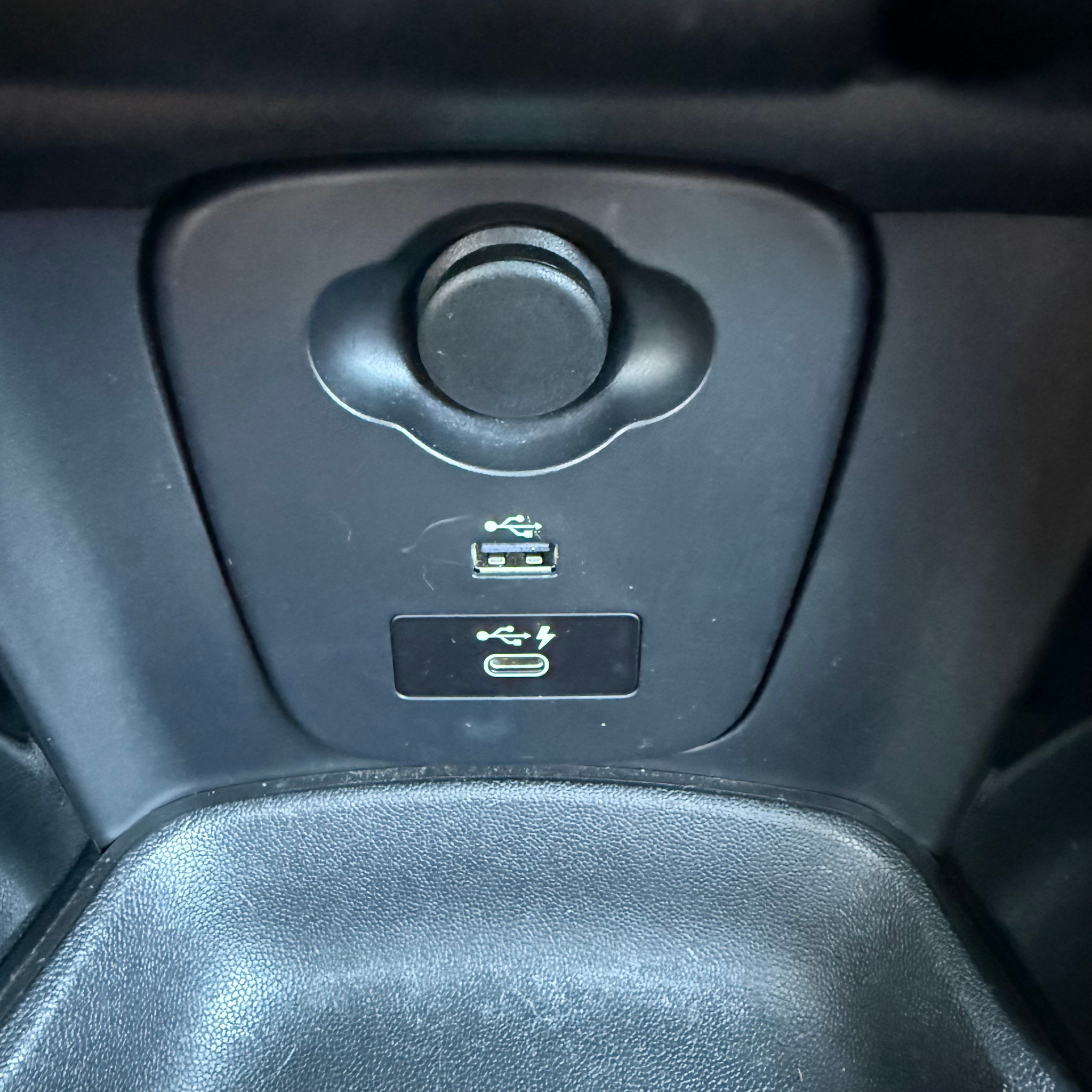 listing desktop thumbnail image 19