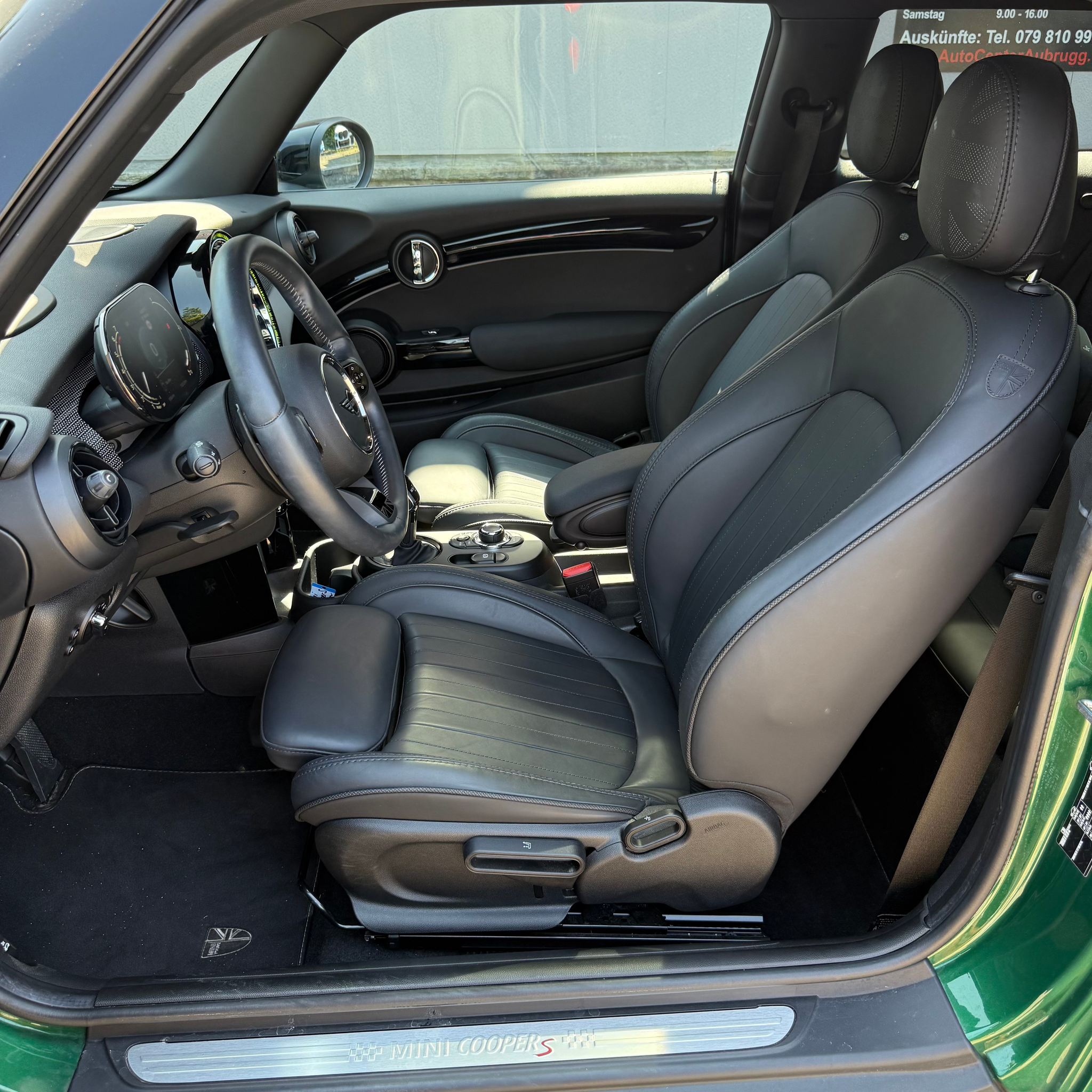 listing desktop thumbnail image 10