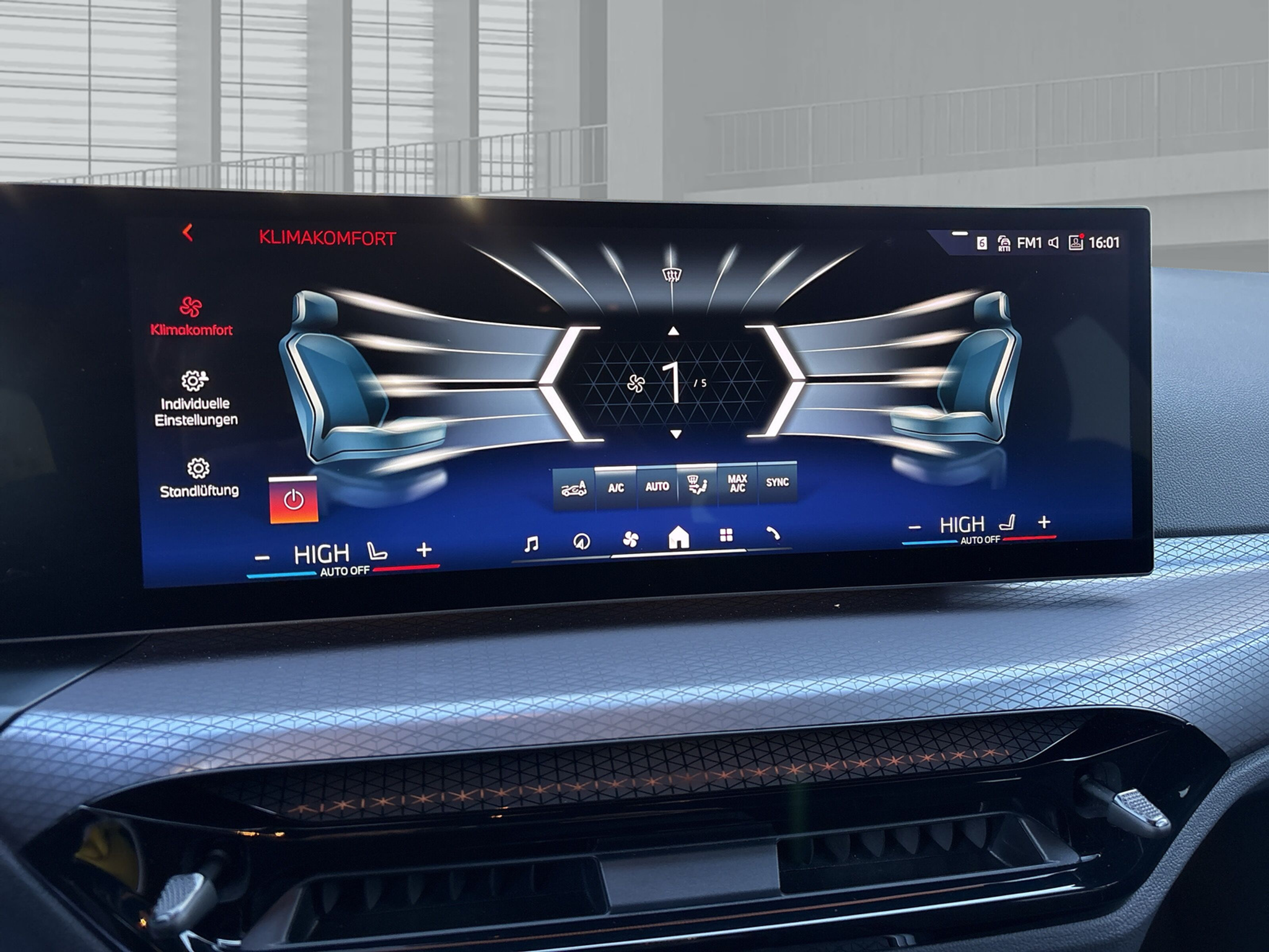 listing desktop thumbnail image 16