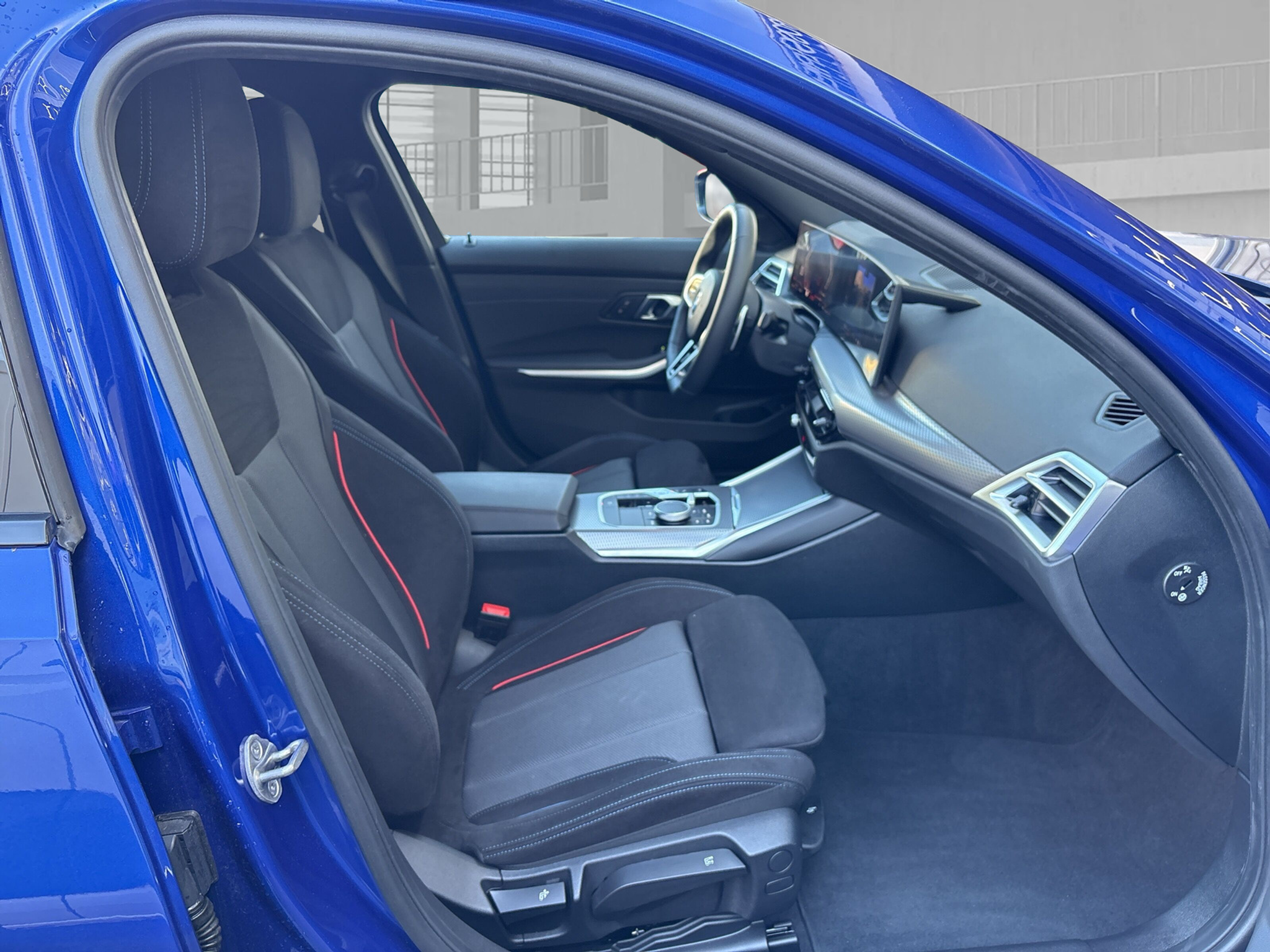 listing desktop thumbnail image 11