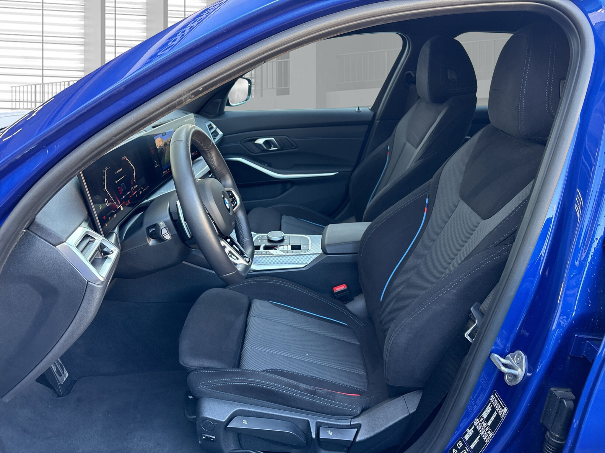 listing desktop thumbnail image 10