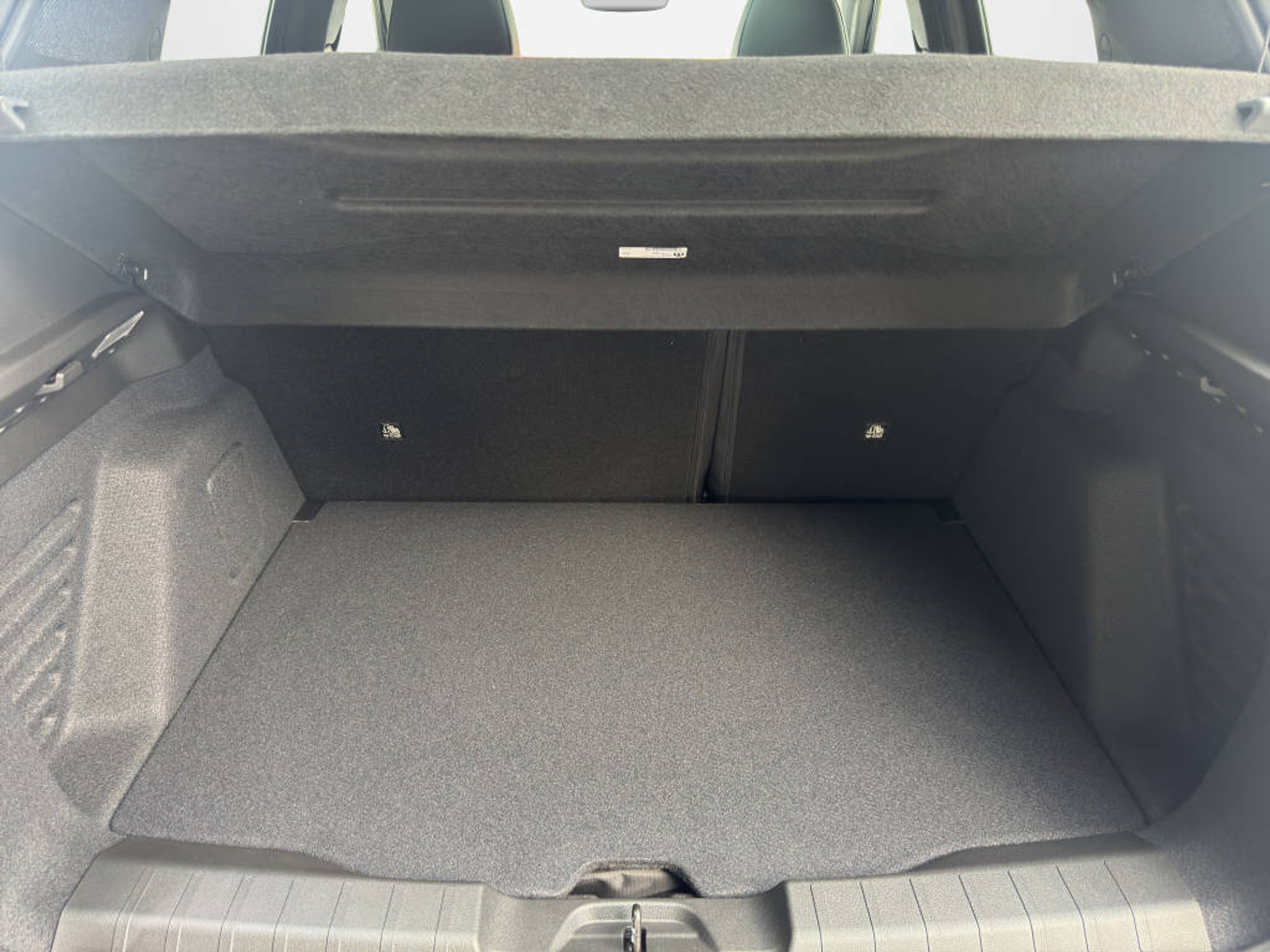 listing desktop thumbnail image 15