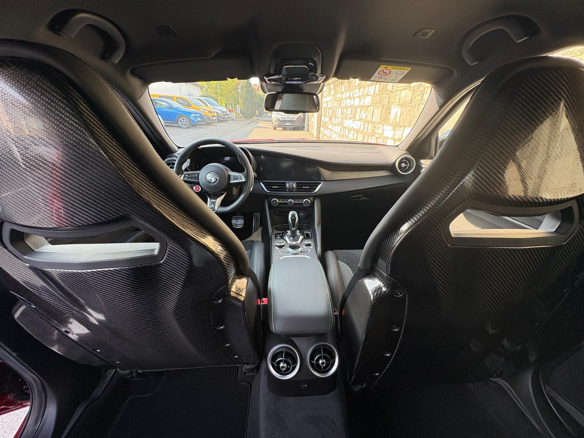 listing desktop thumbnail image 11