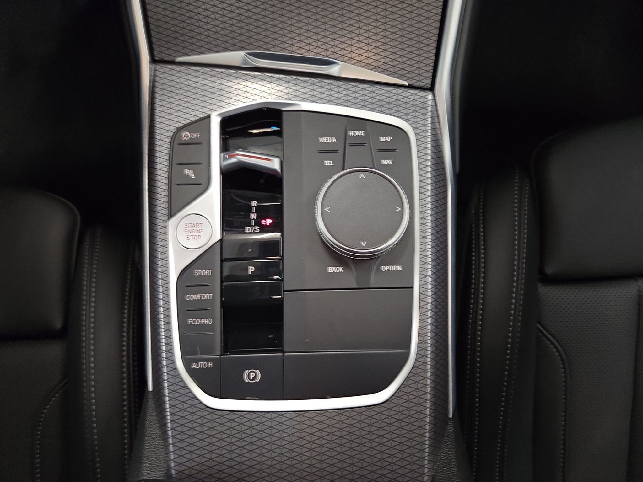 listing desktop thumbnail image 12