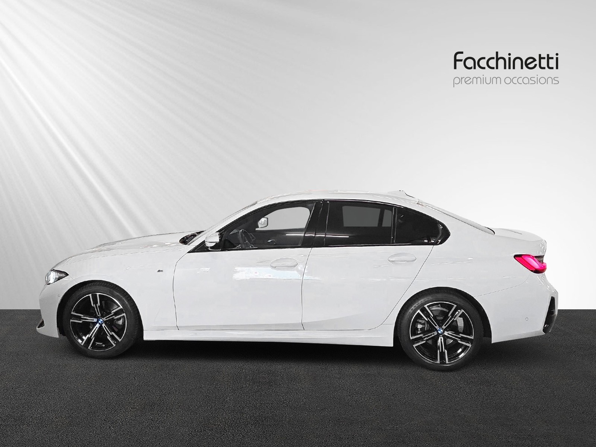 listing desktop thumbnail image 1