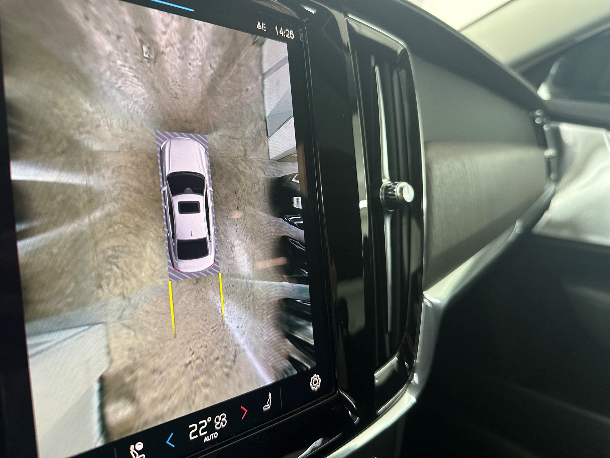 listing desktop thumbnail image 8