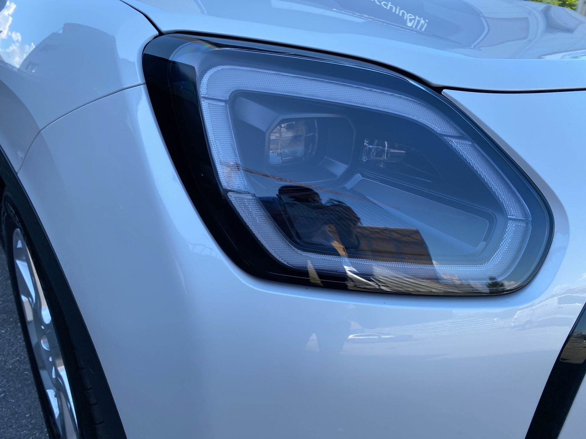 listing desktop thumbnail image 15