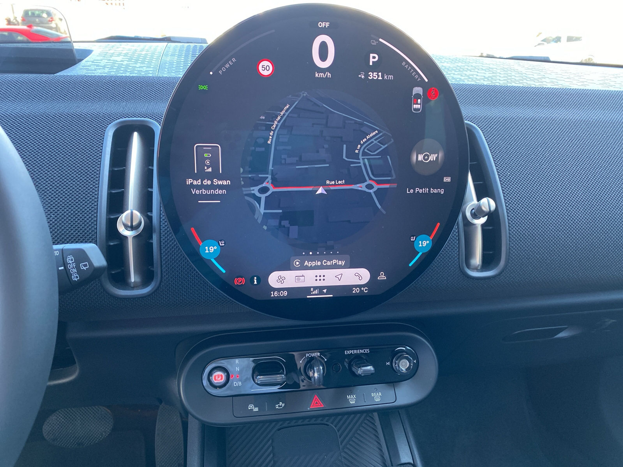 listing desktop thumbnail image 9