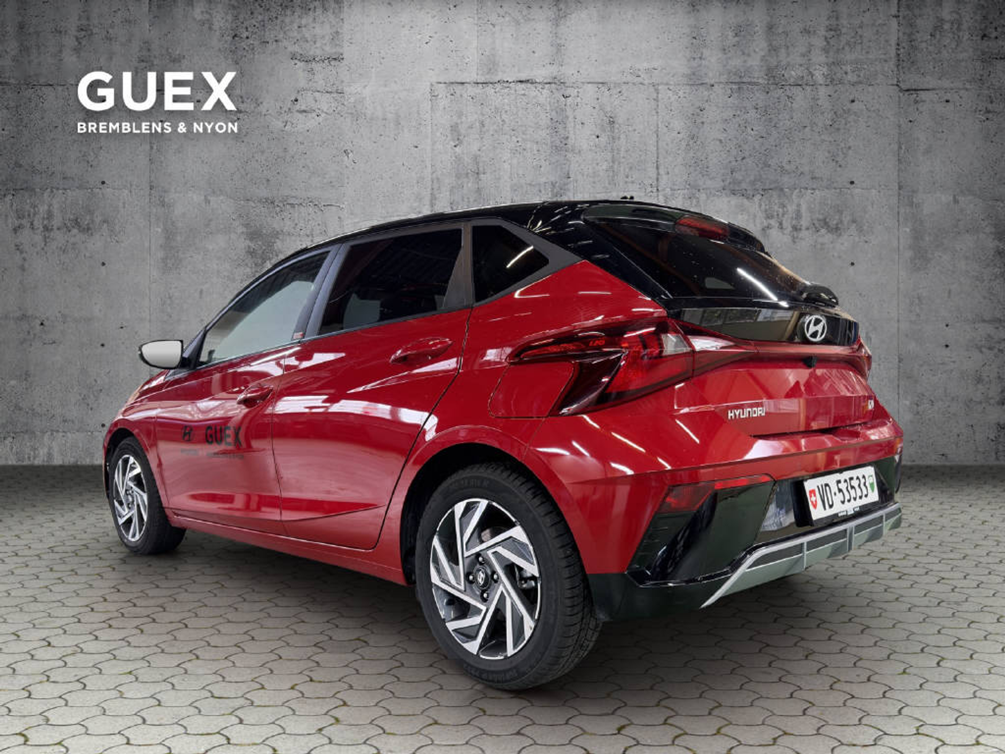 listing desktop thumbnail image 2