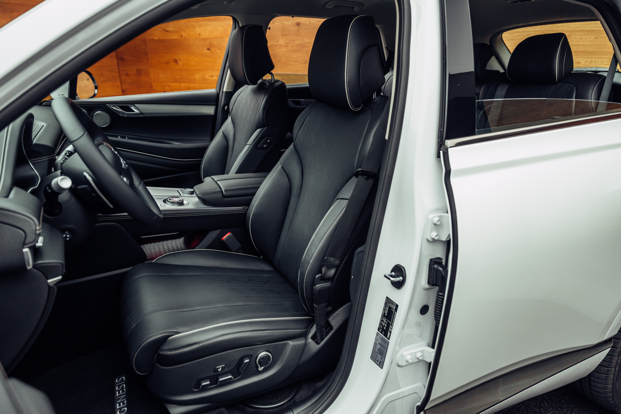 listing desktop thumbnail image 5