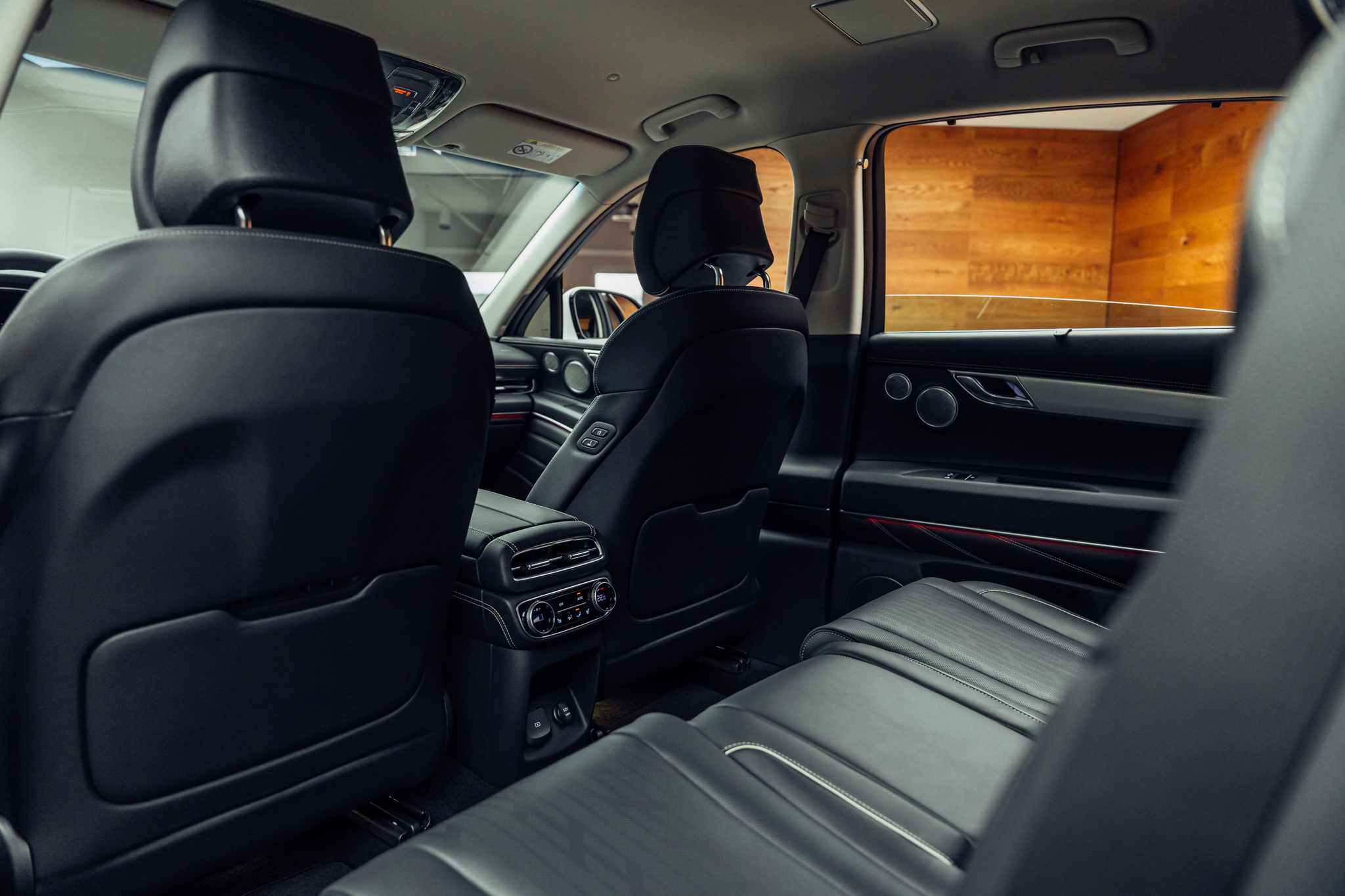 listing desktop thumbnail image 7