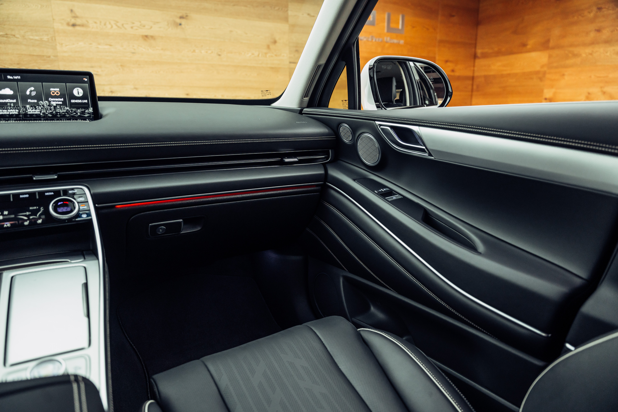 listing desktop thumbnail image 9