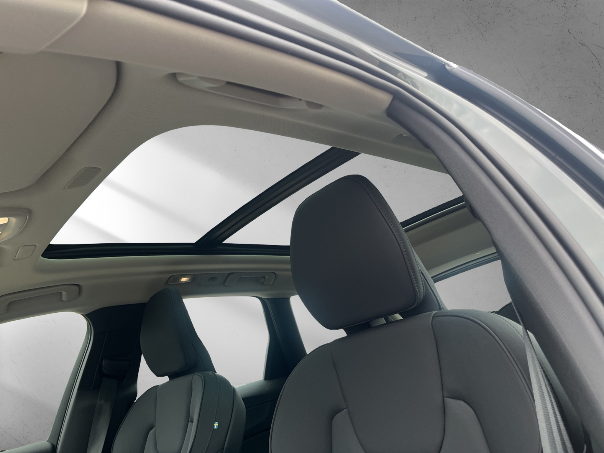 listing desktop thumbnail image 12