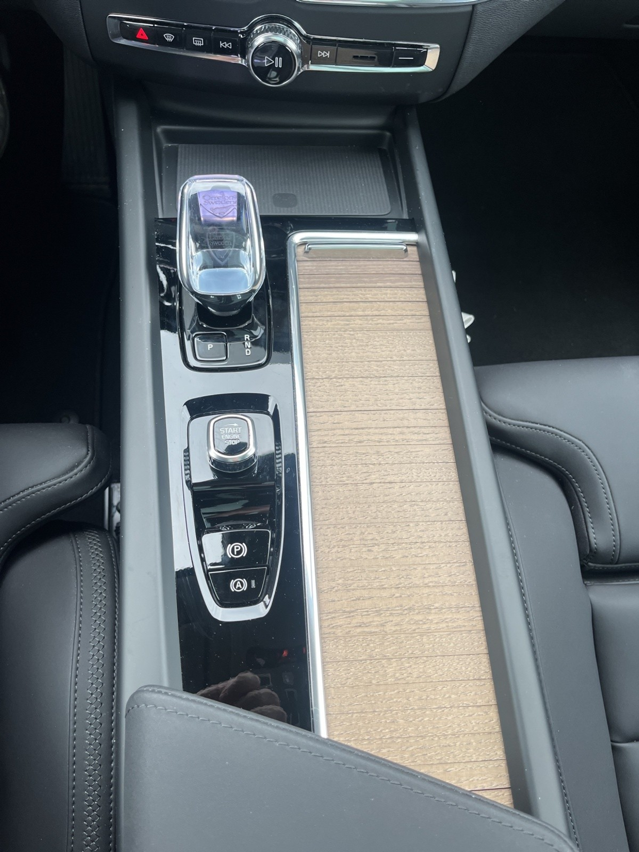 listing desktop thumbnail image 19