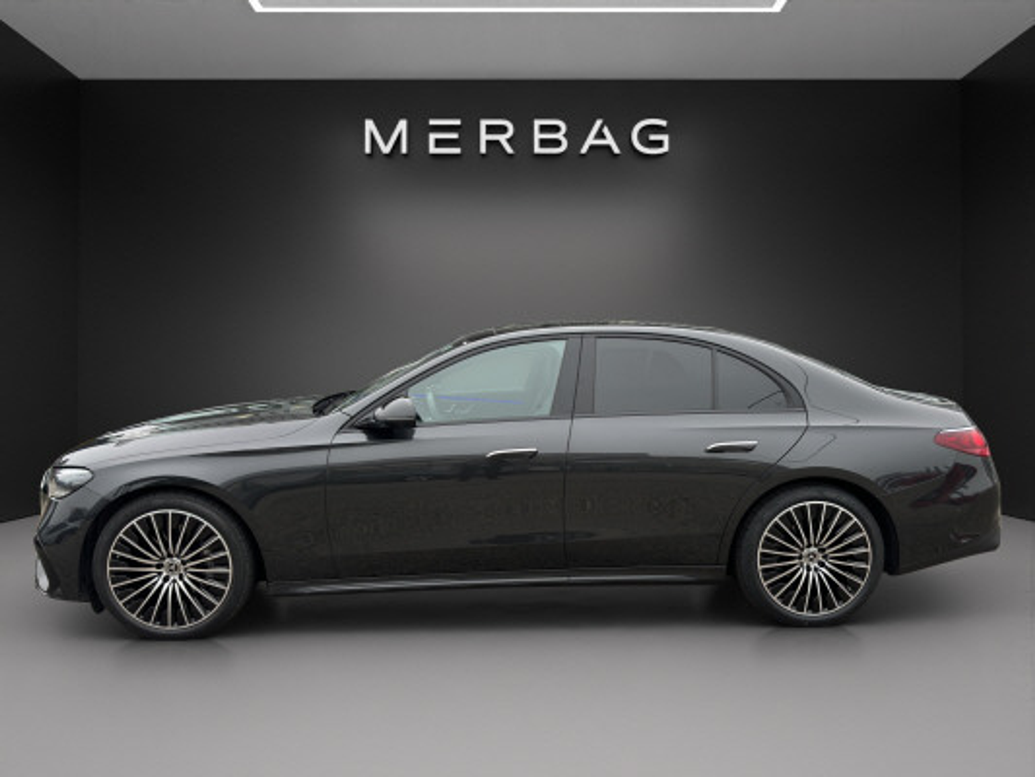 listing desktop thumbnail image 1