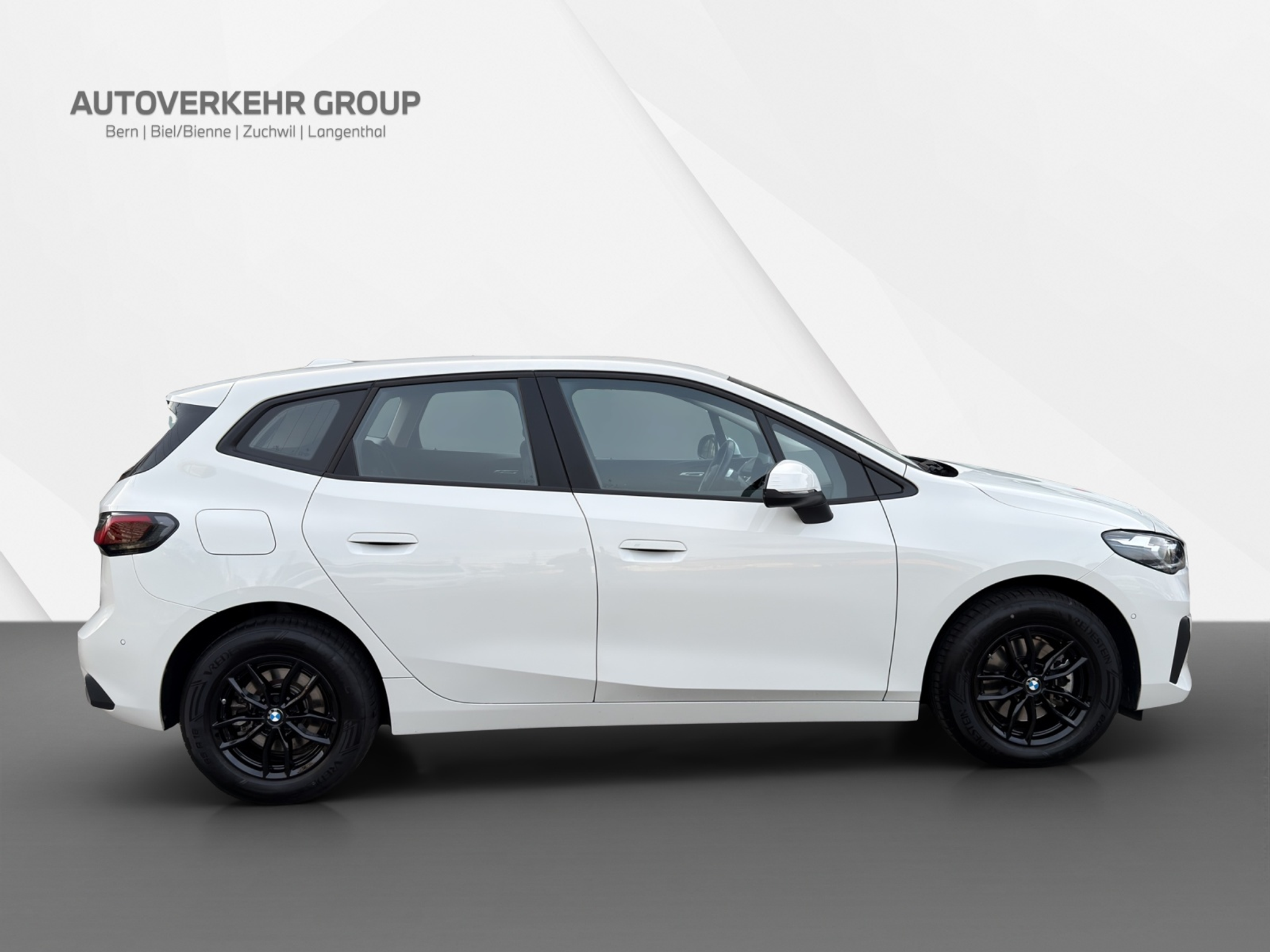 listing desktop thumbnail image 6