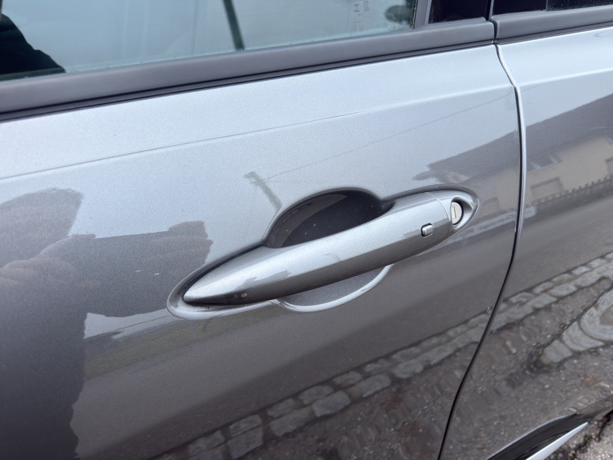 listing desktop thumbnail image 21