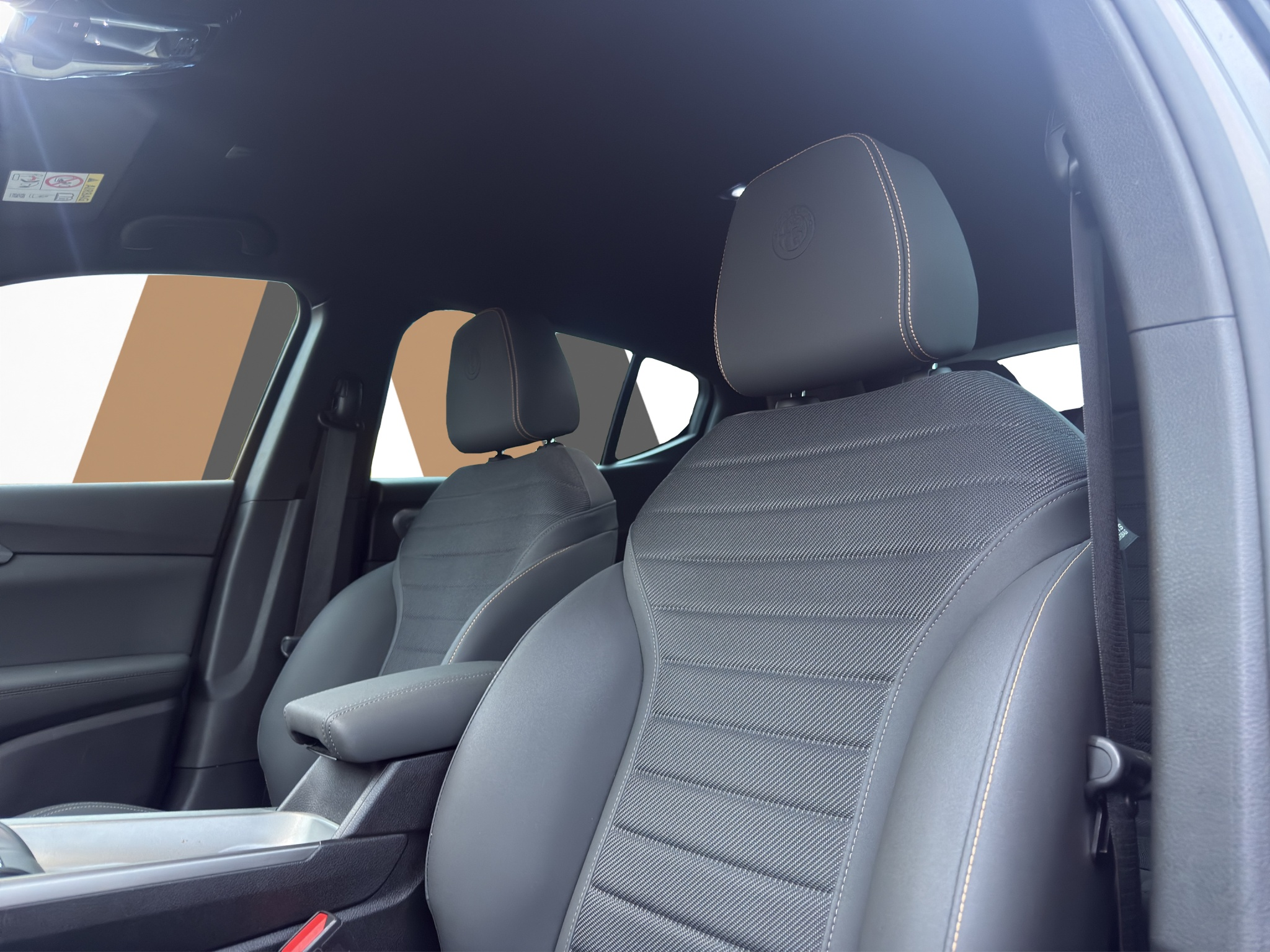 listing desktop thumbnail image 19