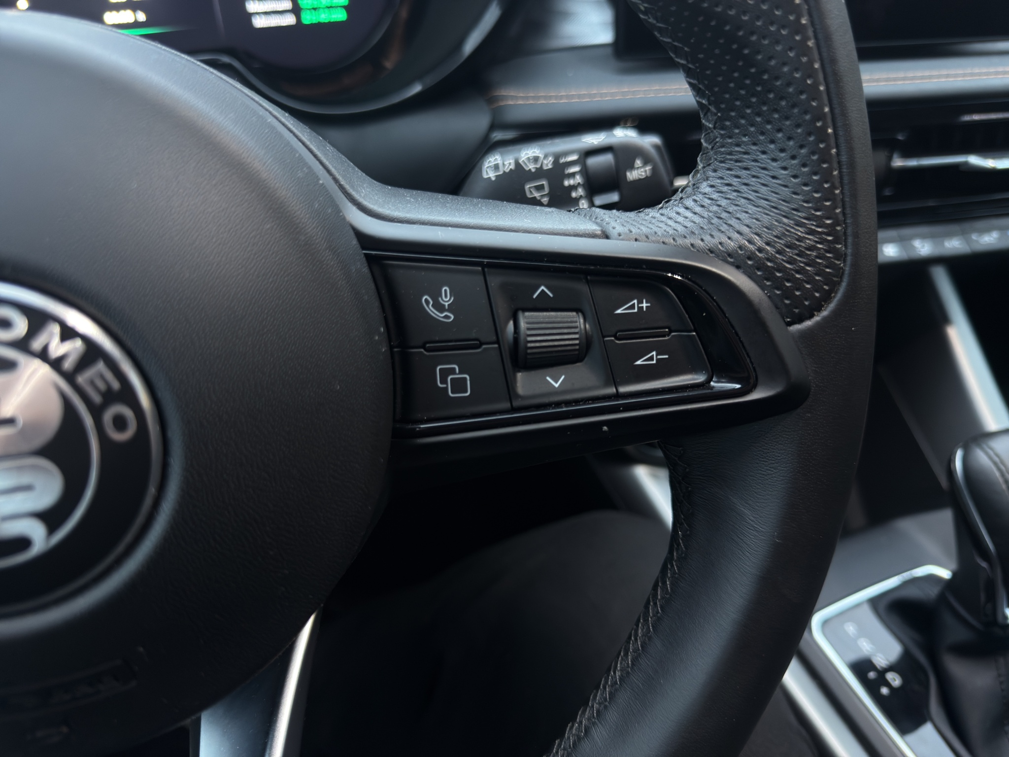 listing desktop thumbnail image 29