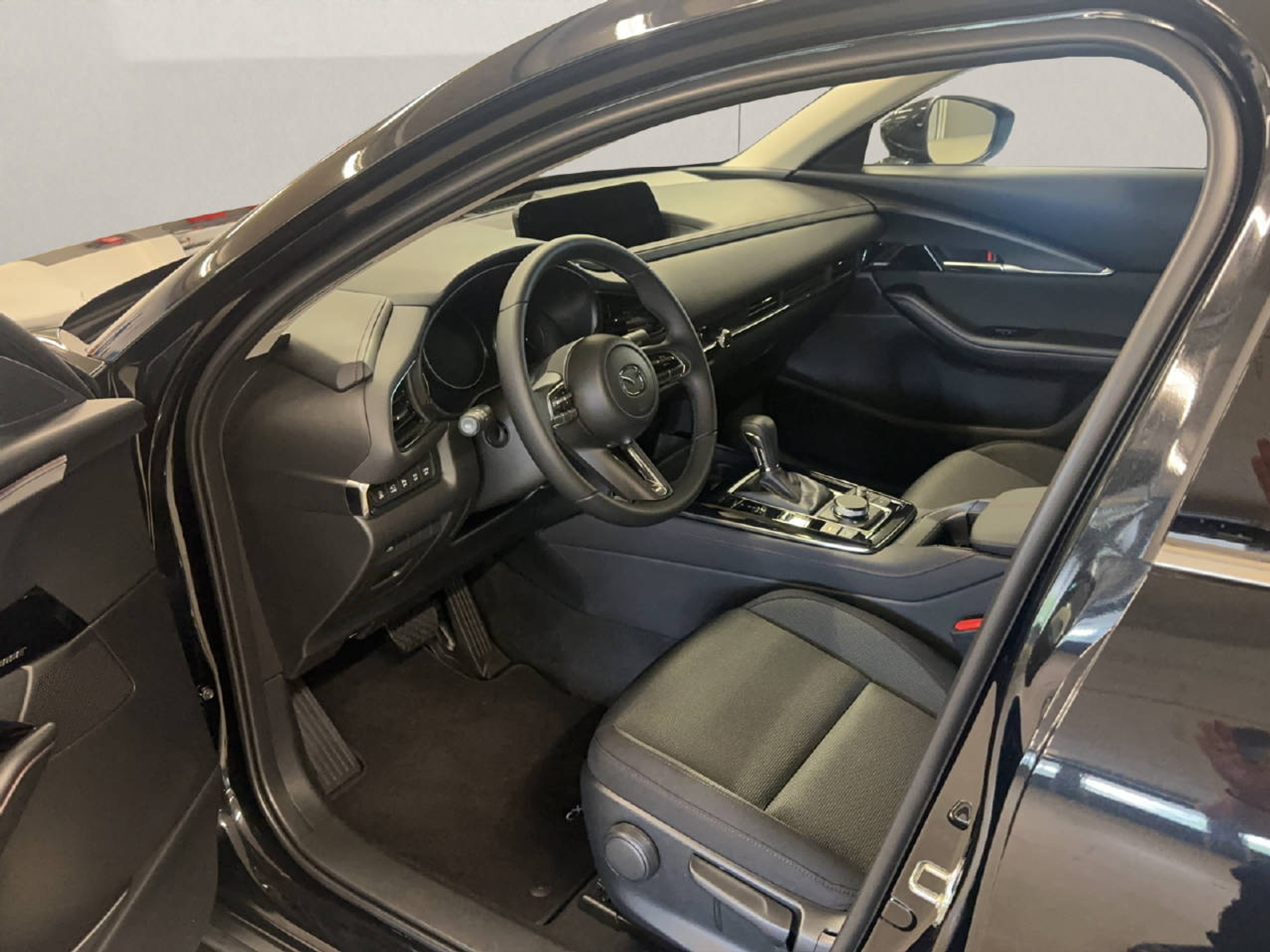 listing desktop thumbnail image 5