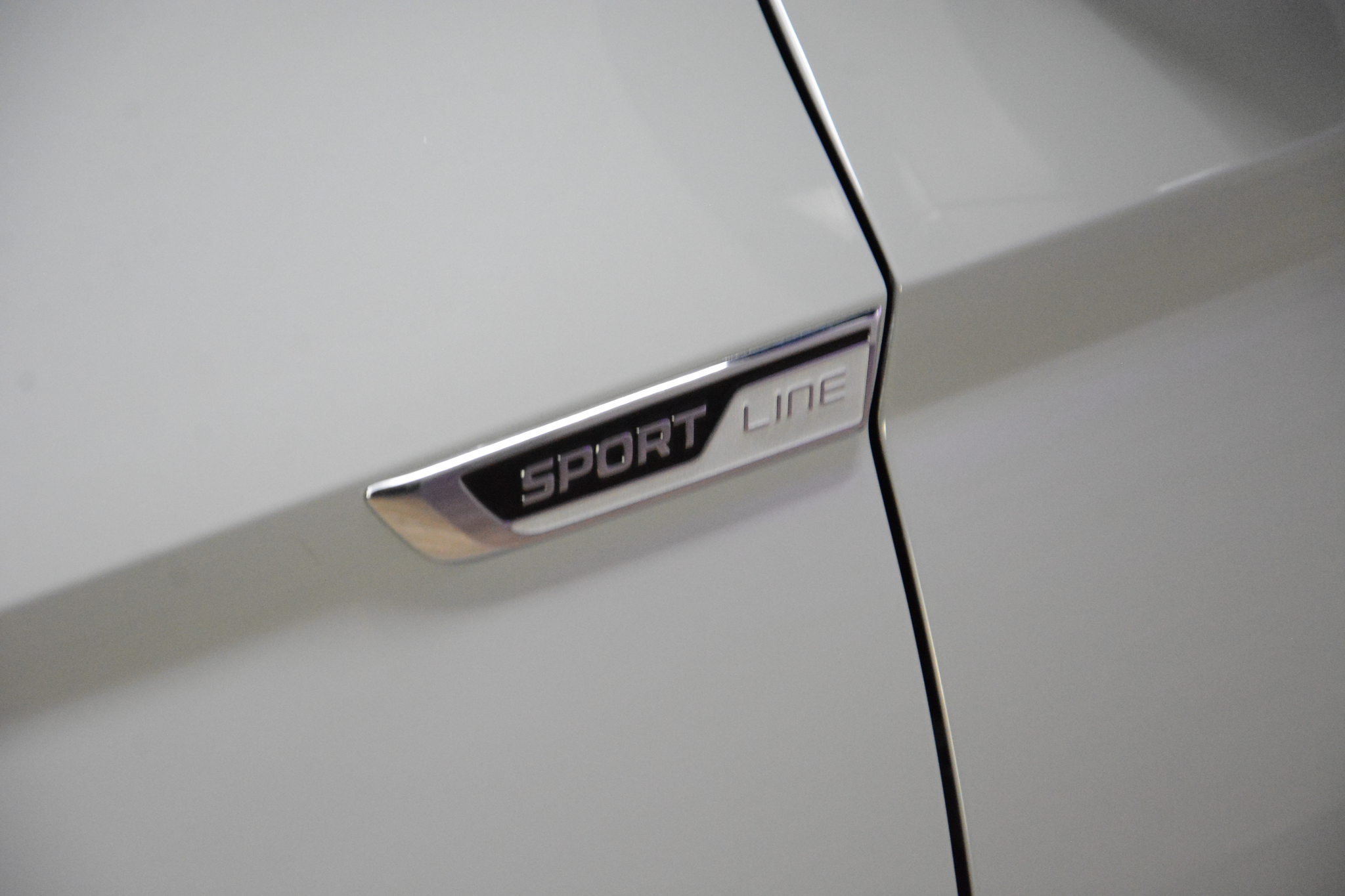 listing desktop thumbnail image 19