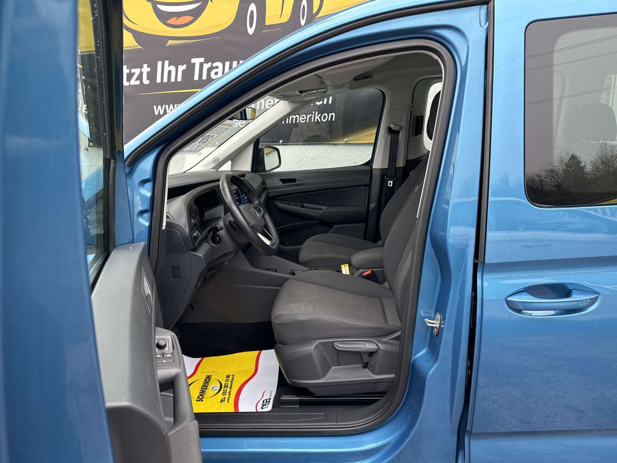 listing desktop thumbnail image 6