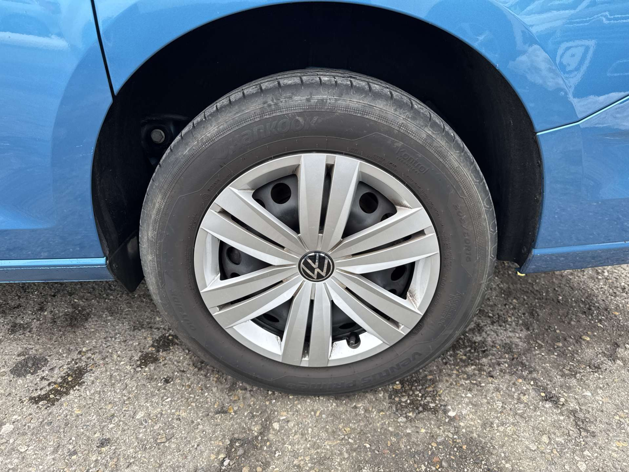 listing desktop thumbnail image 9