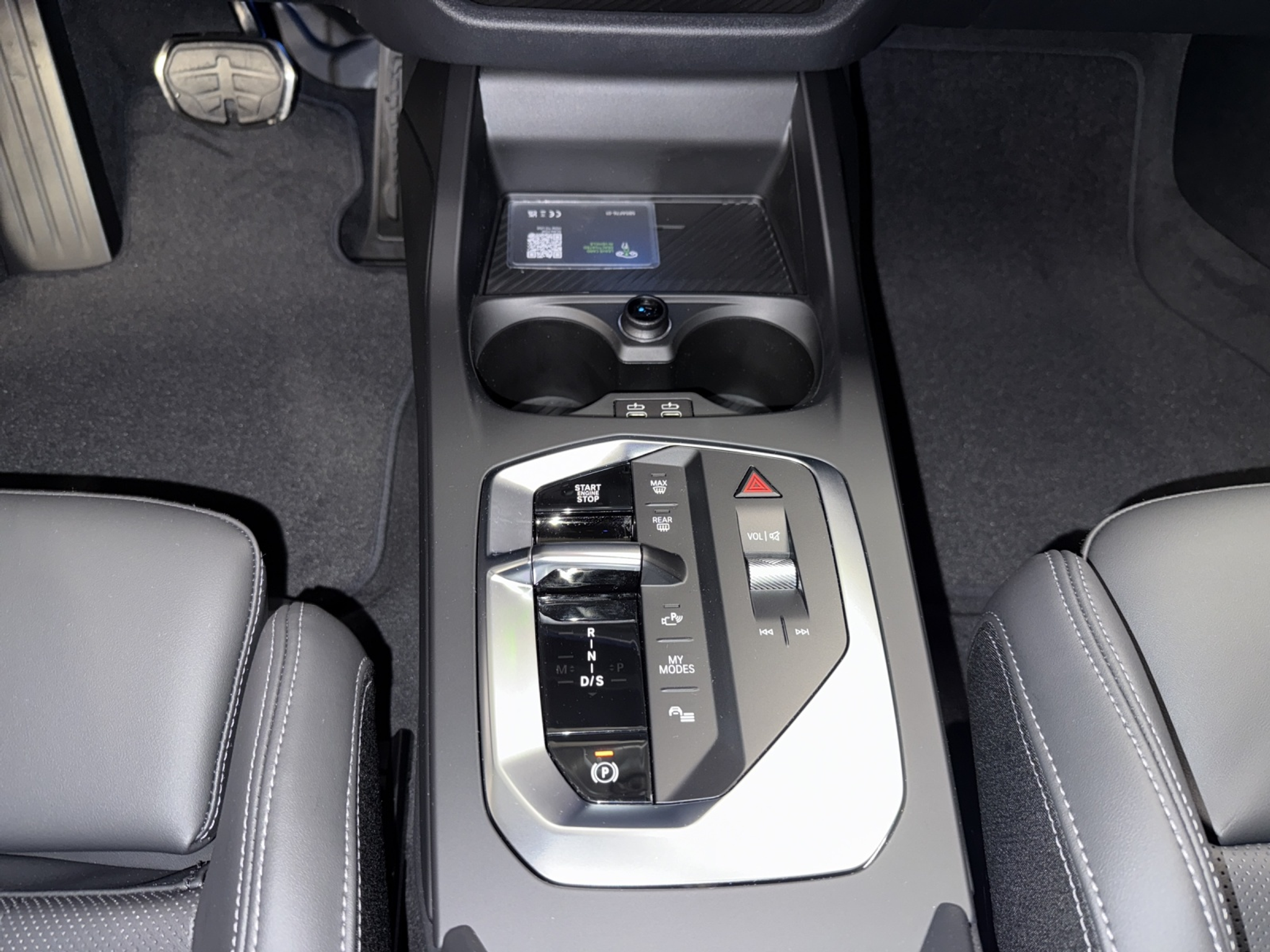 listing desktop thumbnail image 16