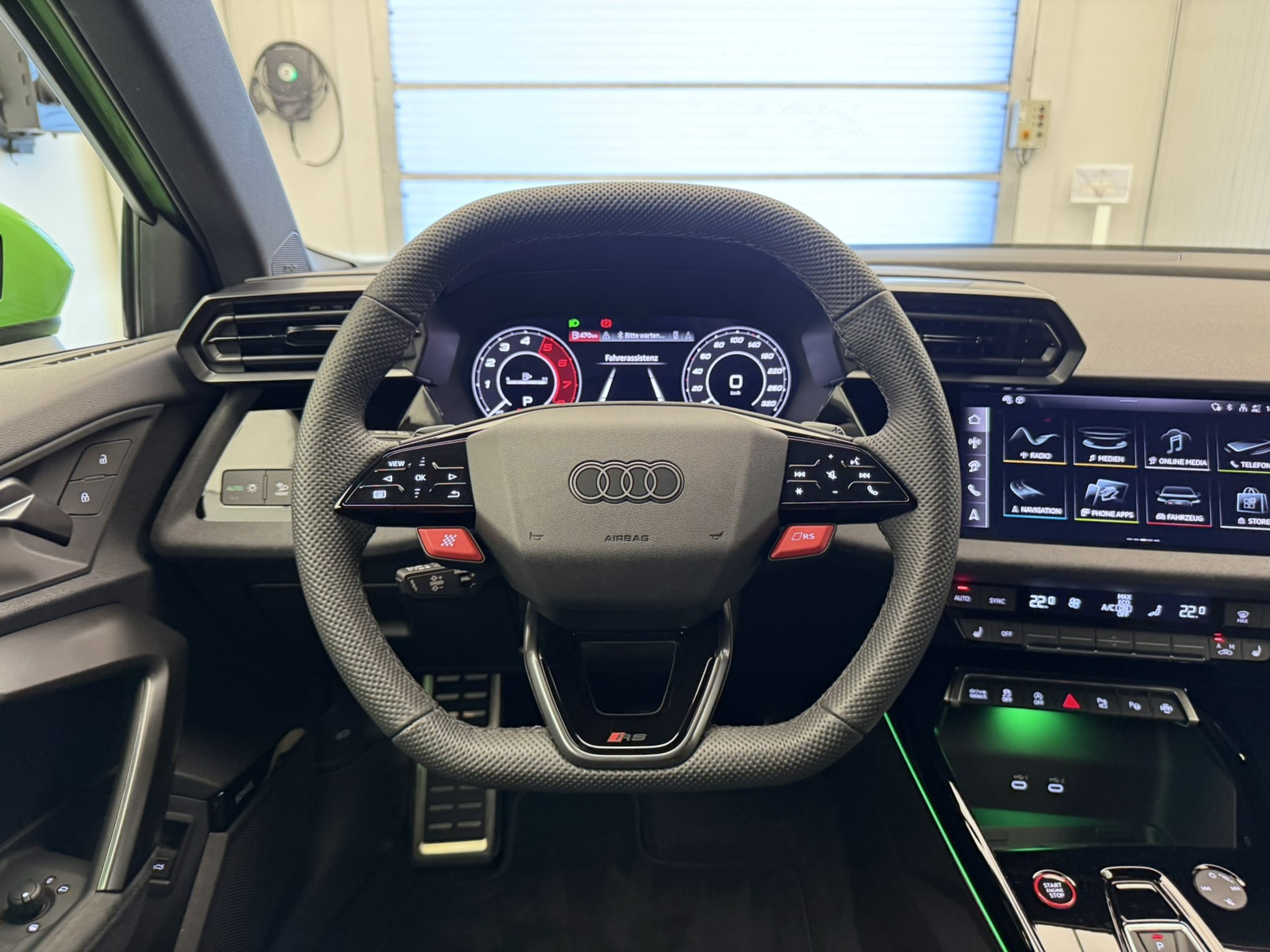 listing desktop thumbnail image 10