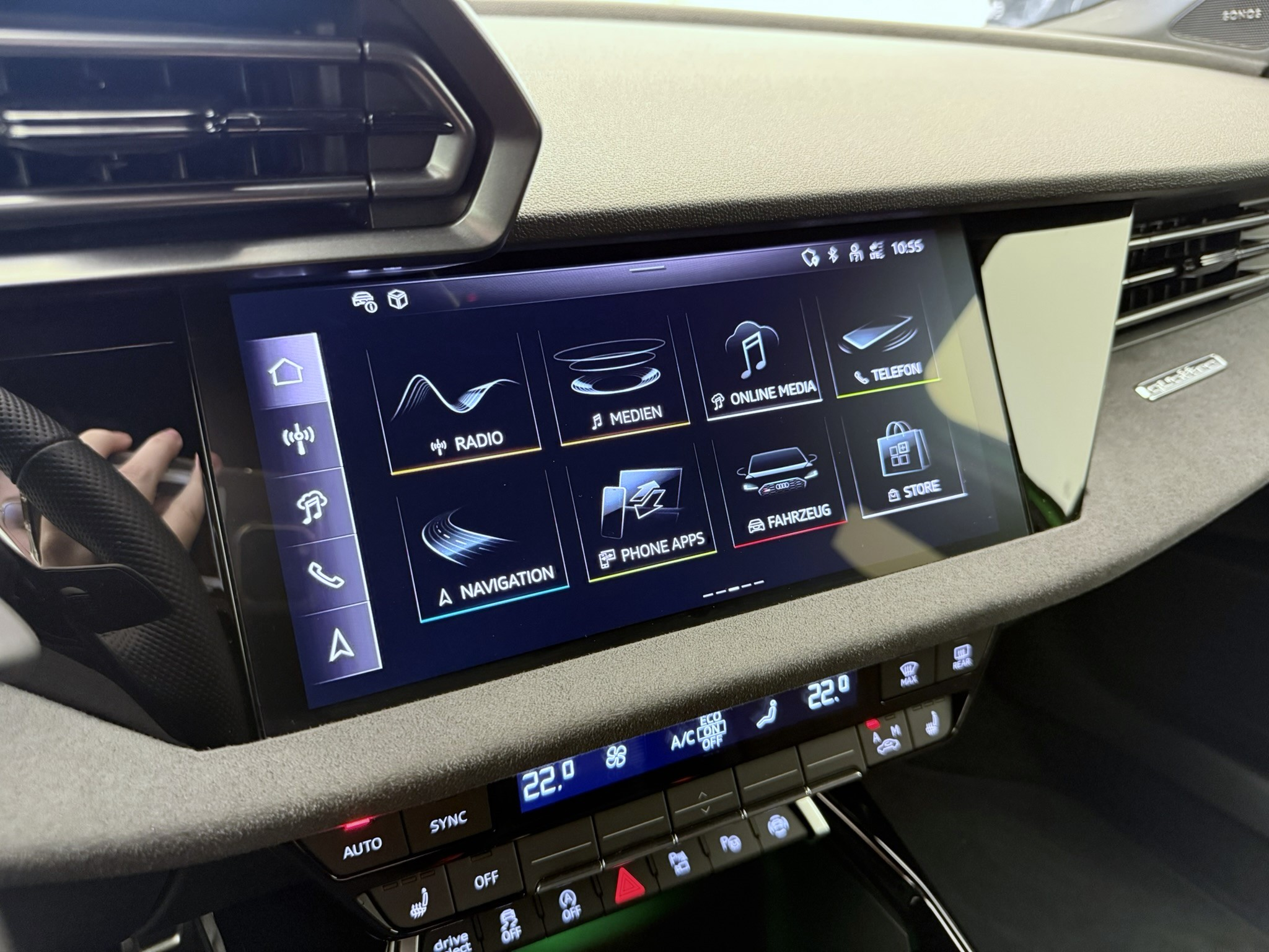 listing desktop thumbnail image 17