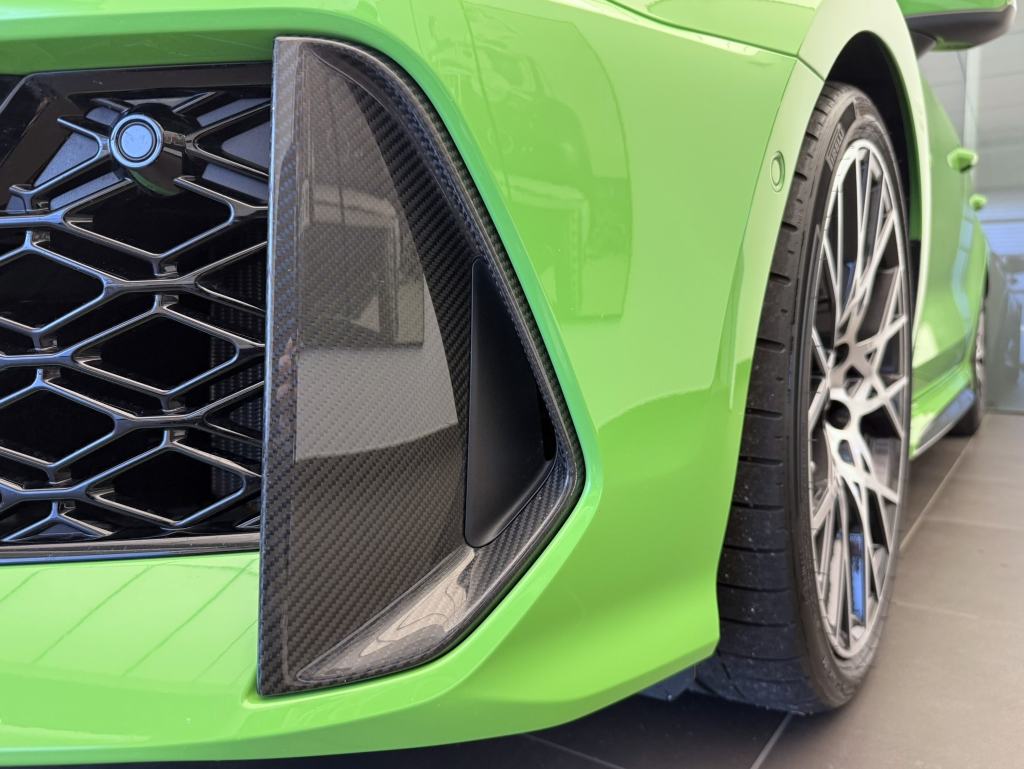 listing desktop thumbnail image 2