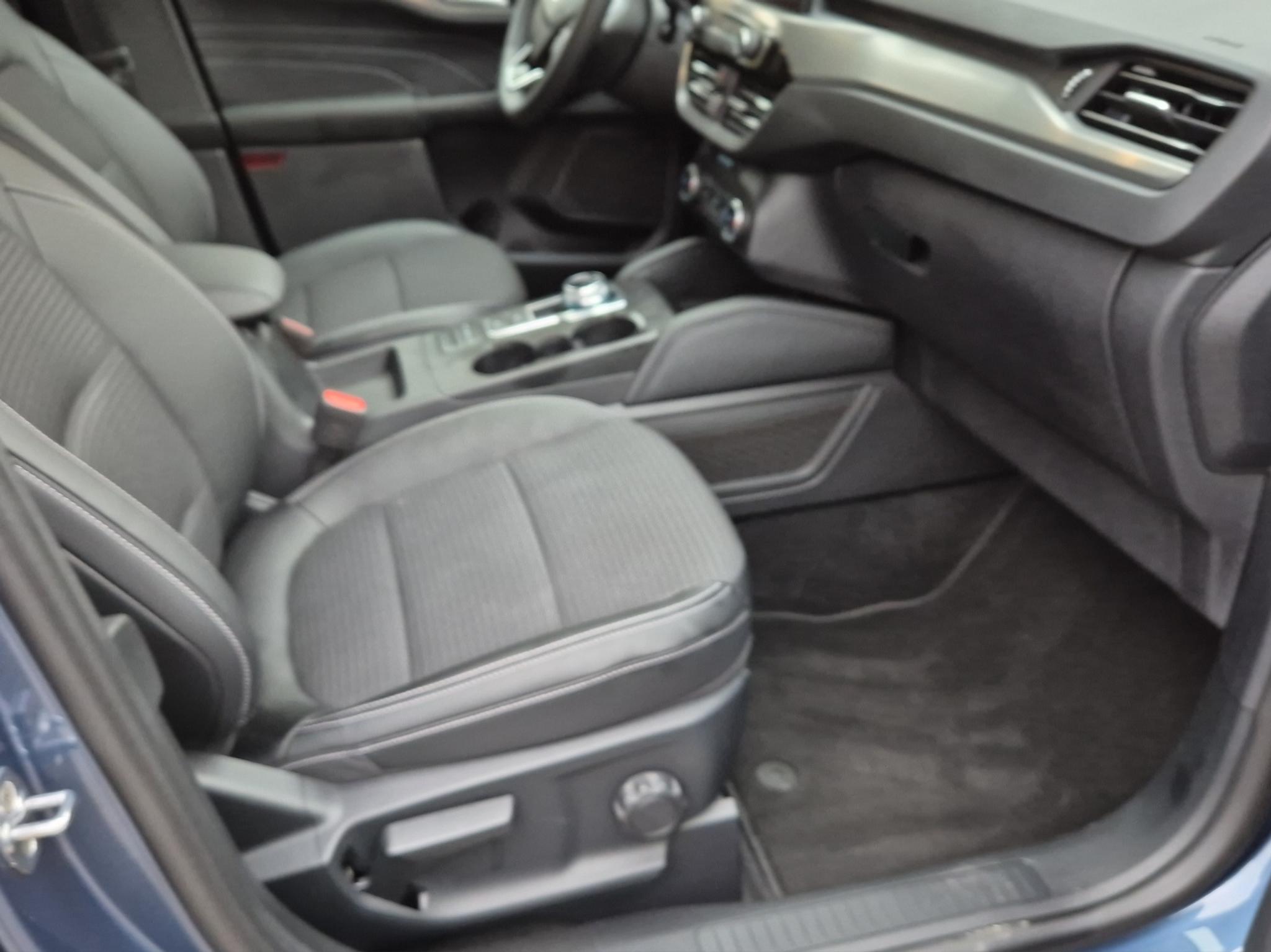 listing desktop thumbnail image 18