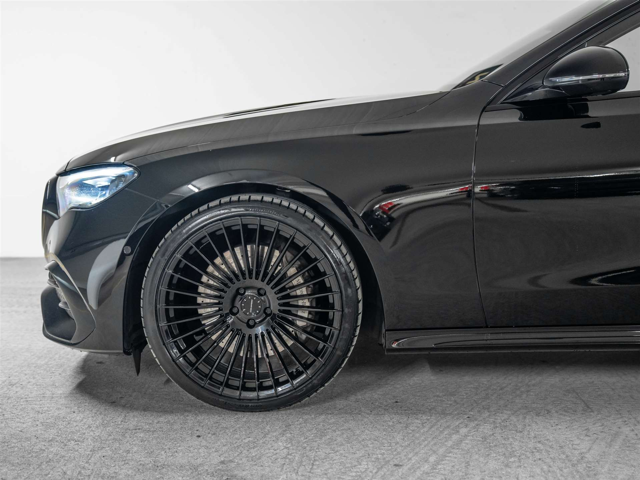 listing desktop thumbnail image 13