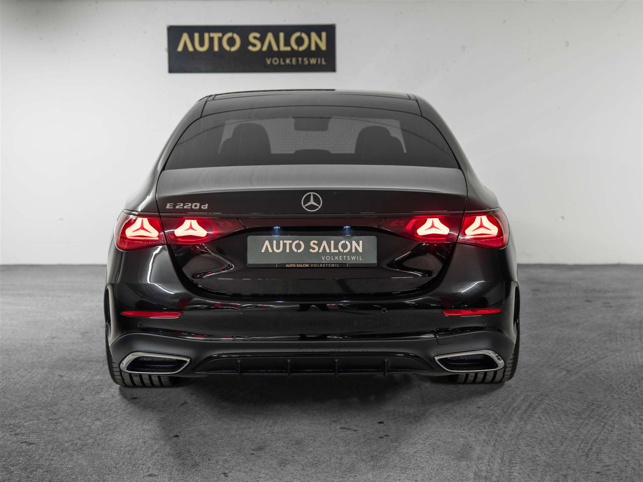 listing desktop thumbnail image 3