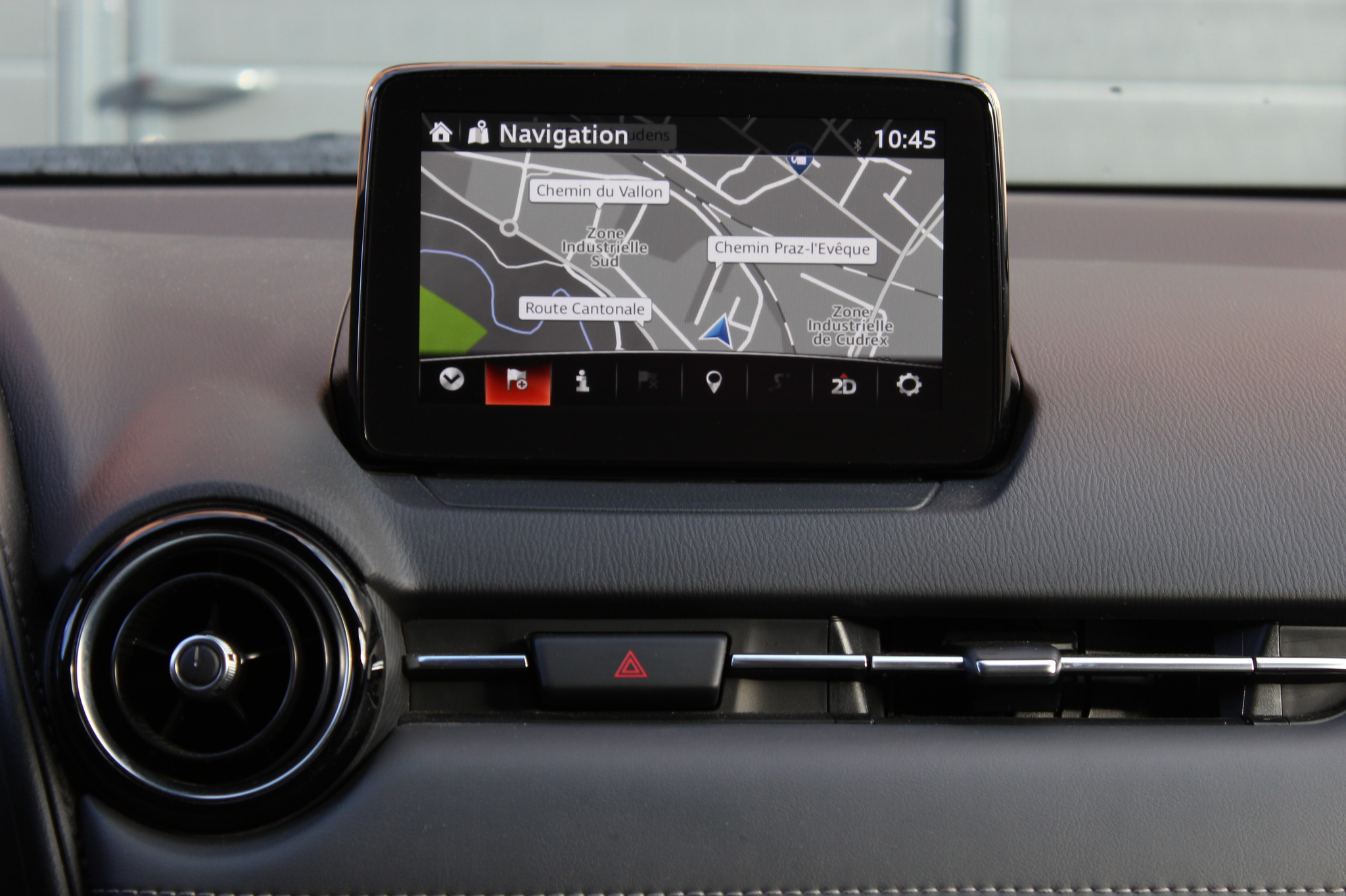 listing desktop thumbnail image 11