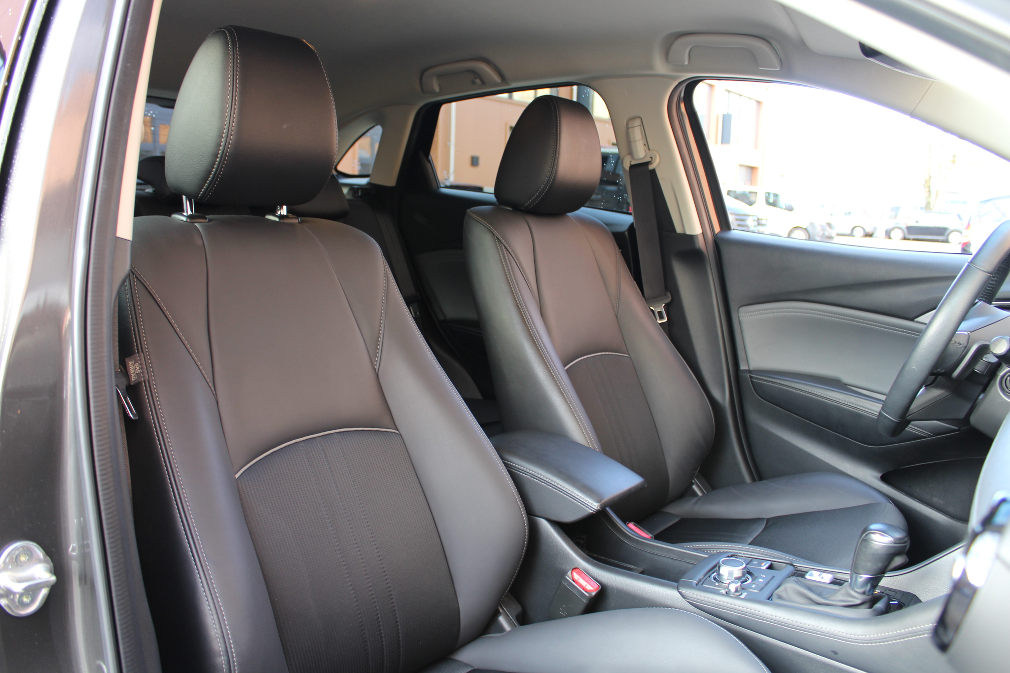 listing desktop thumbnail image 19